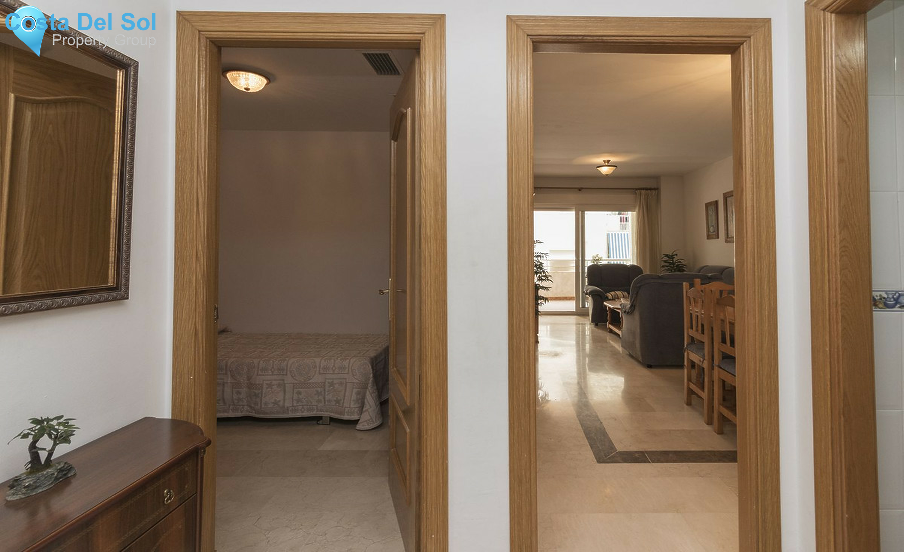 Middle Floor Apartment in Marbella-1526389