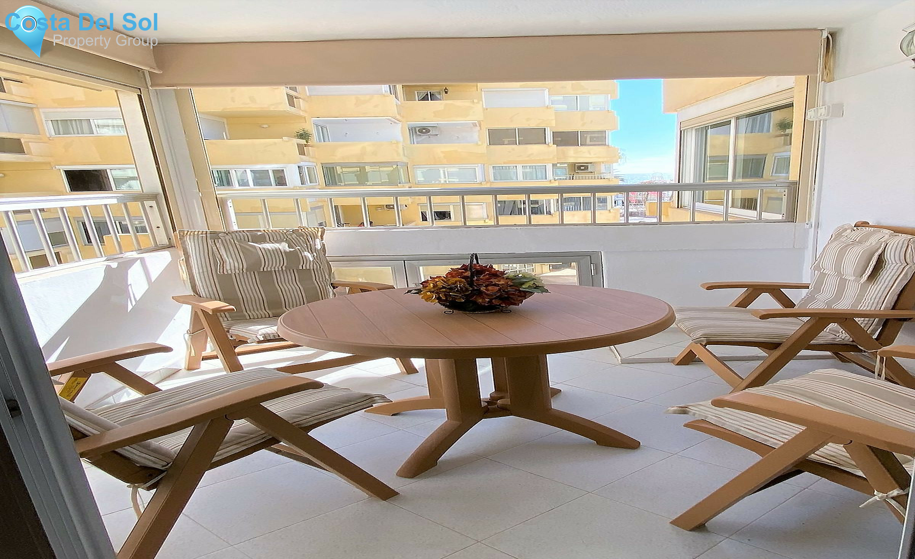 Middle Floor Apartment in Marbella-1527417