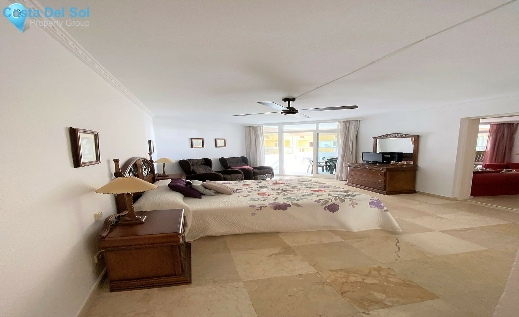 Middle Floor Apartment in Marbella-1527409