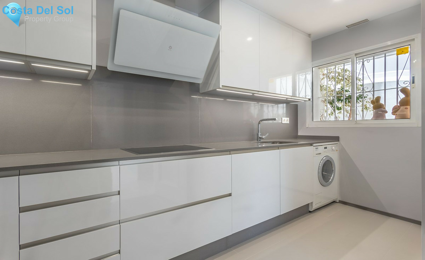 Middle Floor Apartment in Marbella-1540615