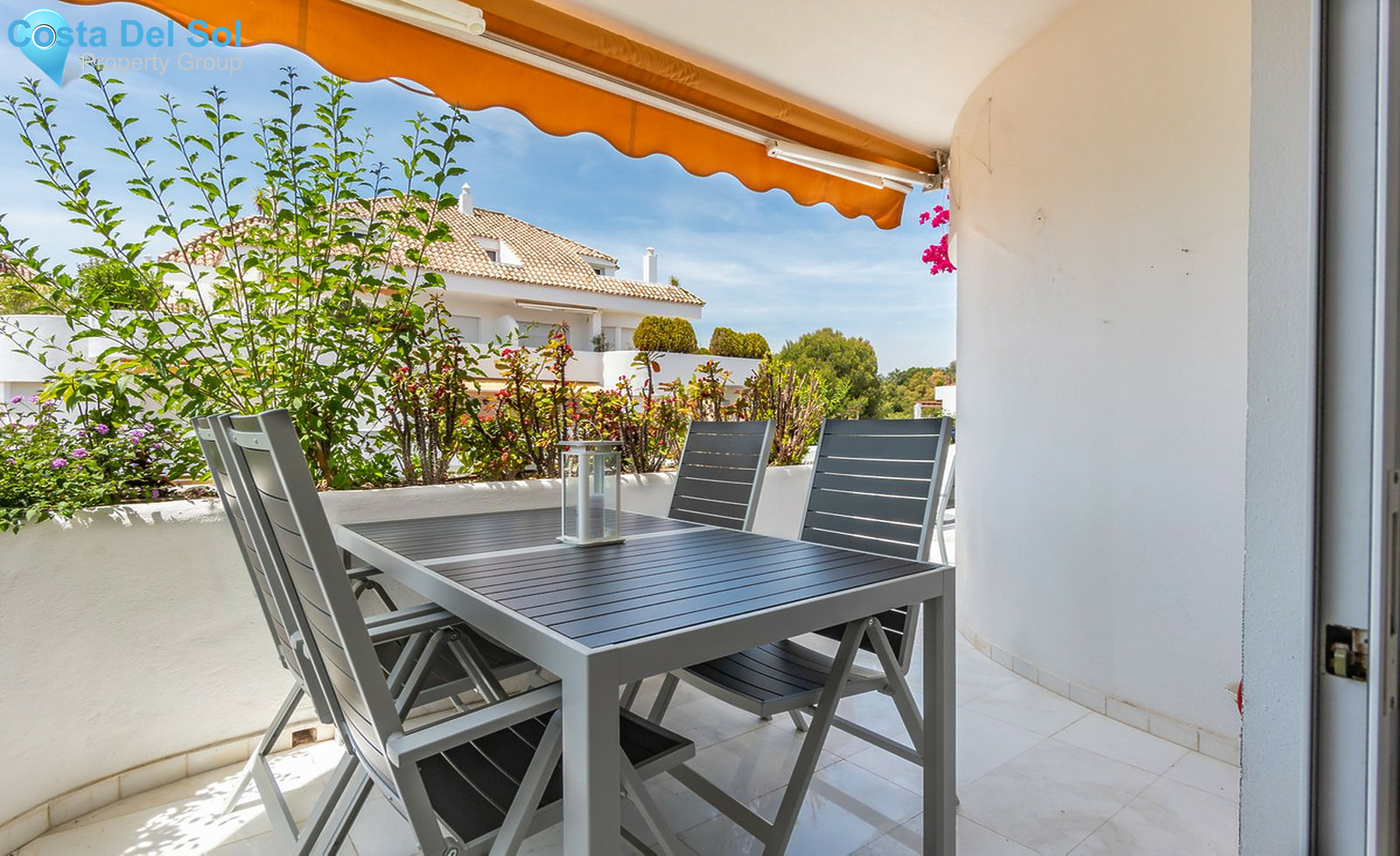 Middle Floor Apartment in Marbella-1540611