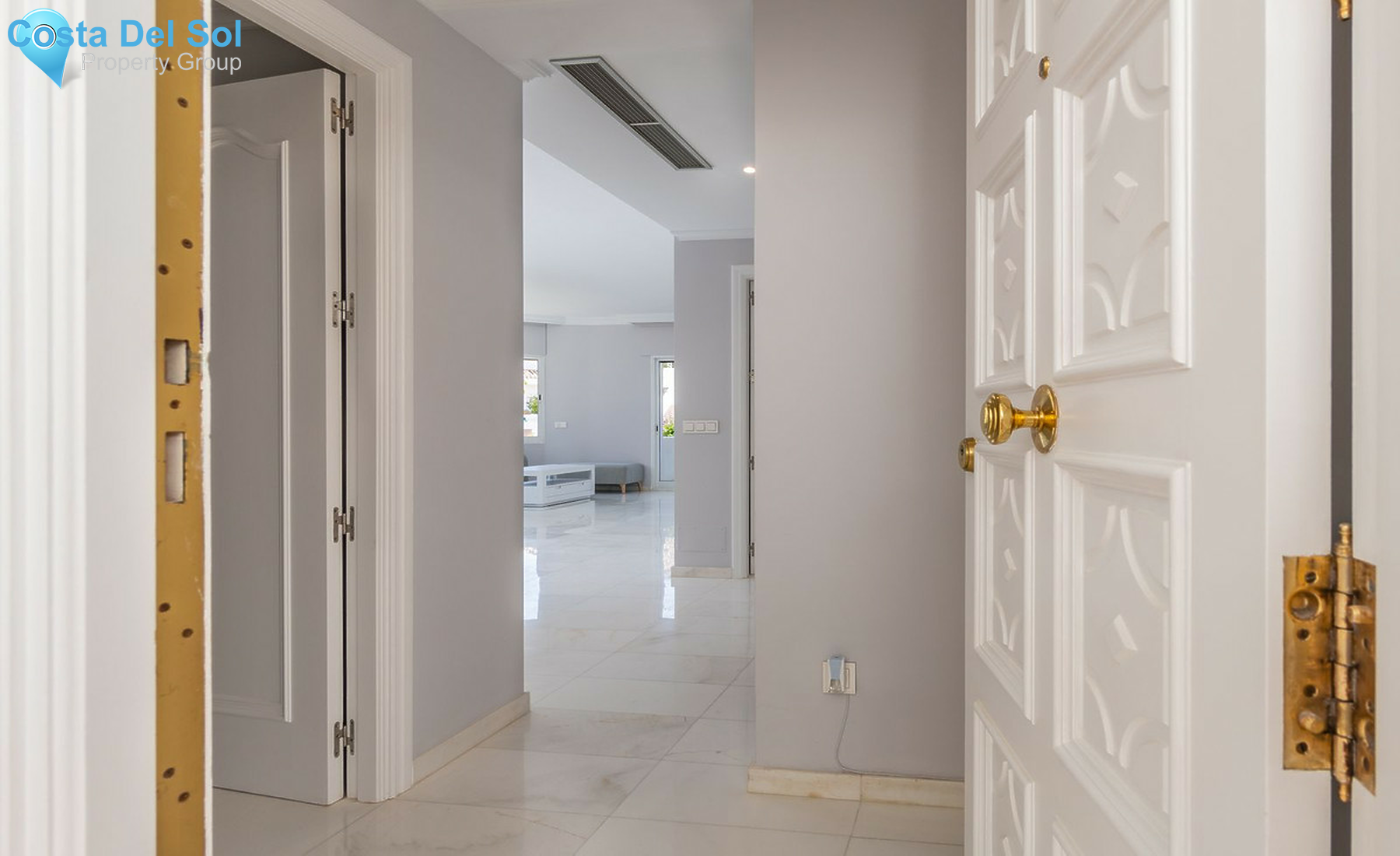 Middle Floor Apartment in Marbella-1540613