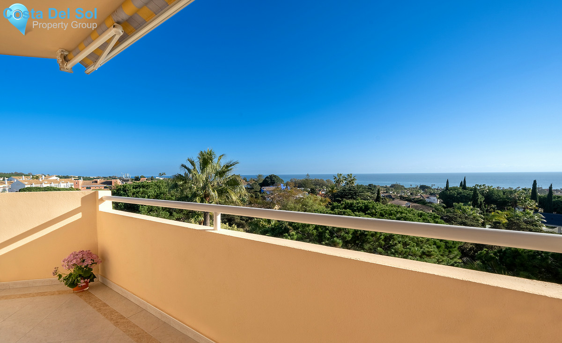 Middle Floor Apartment in Marbella-1540997
