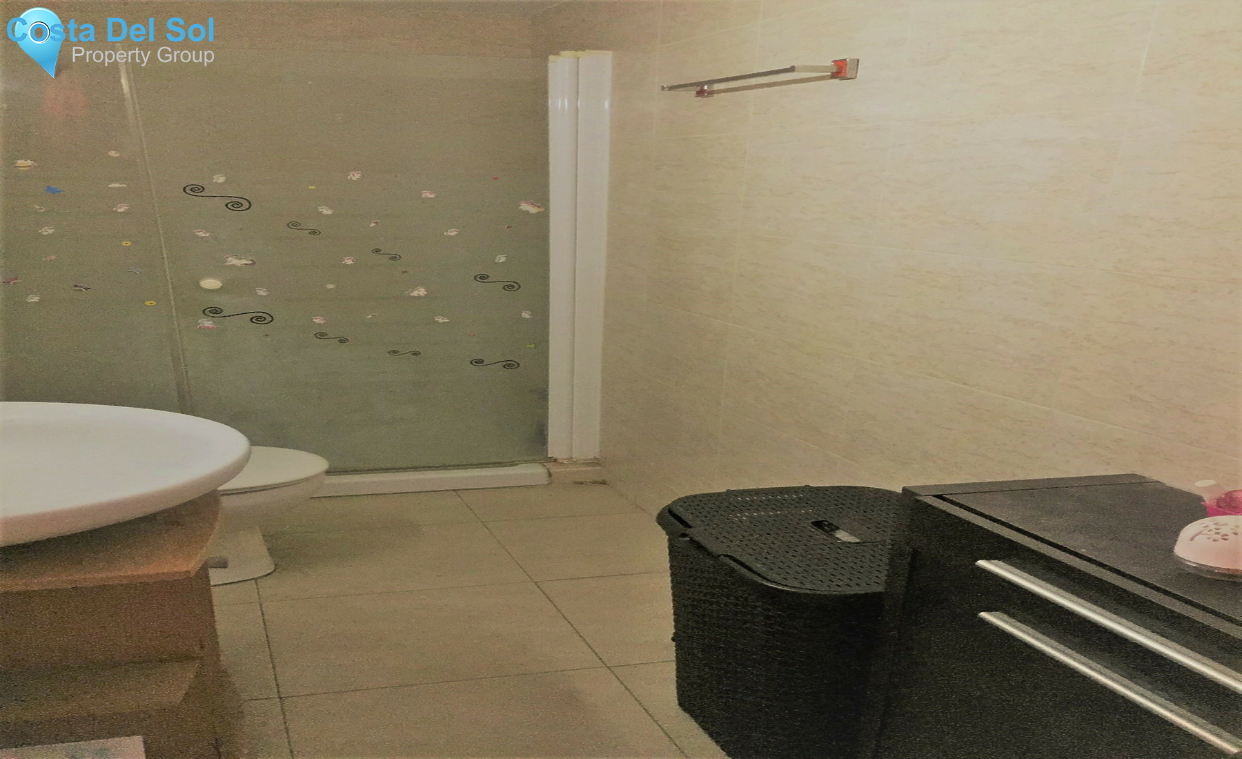 Middle Floor Apartment in Marbella-1543279