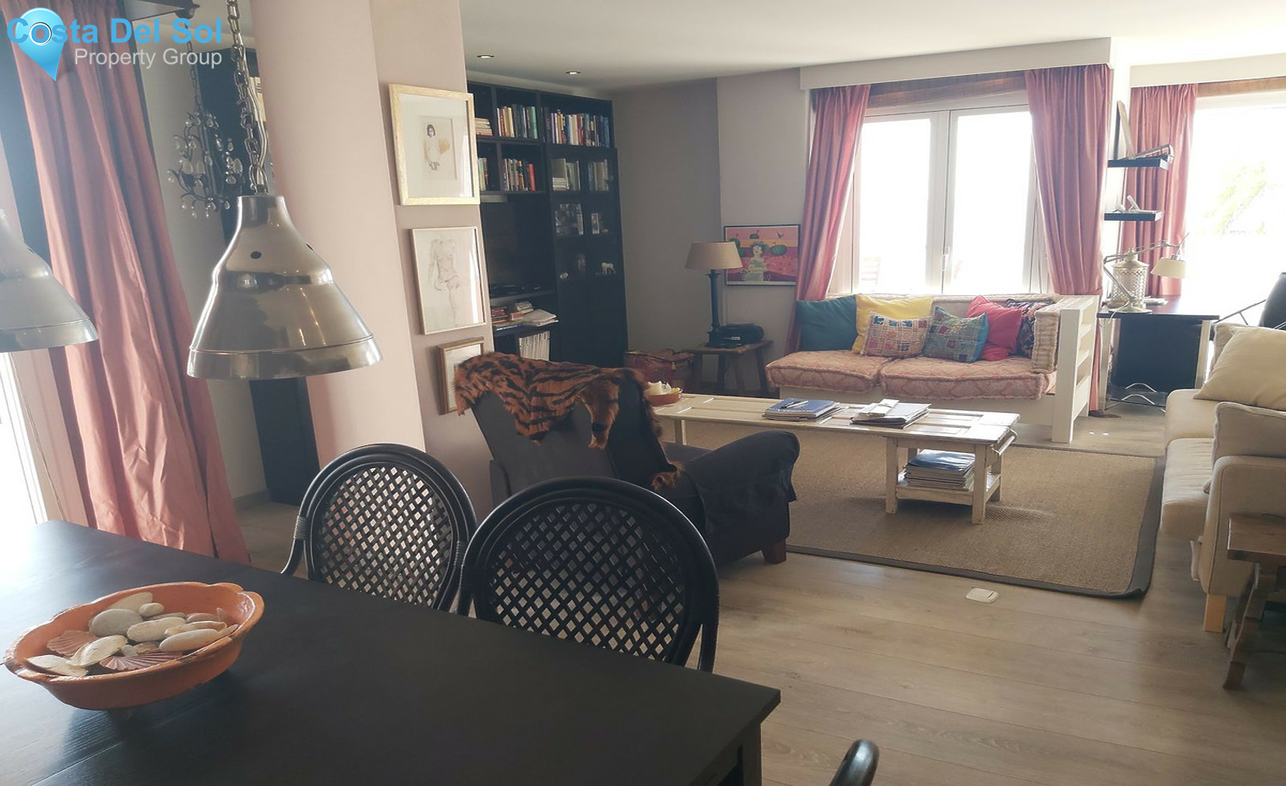 Middle Floor Apartment in Marbella-1555824