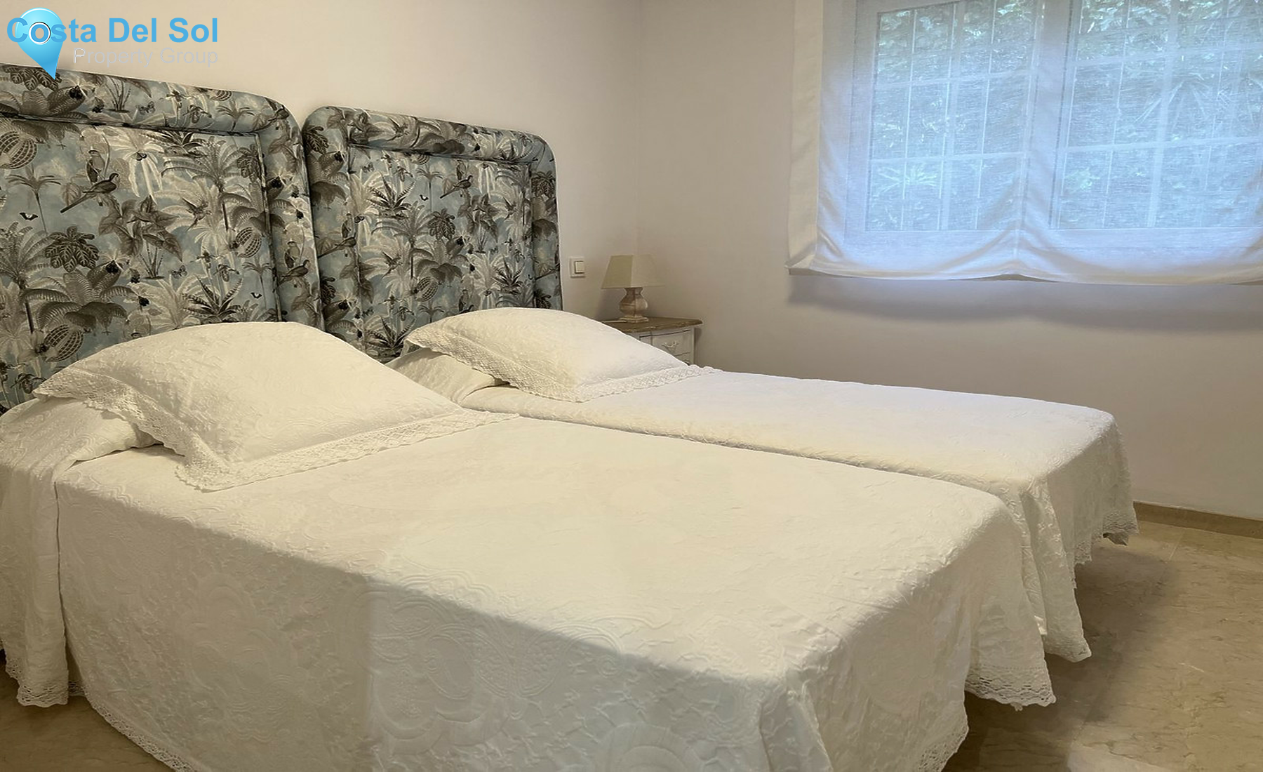 Middle Floor Apartment in Marbella-1557030