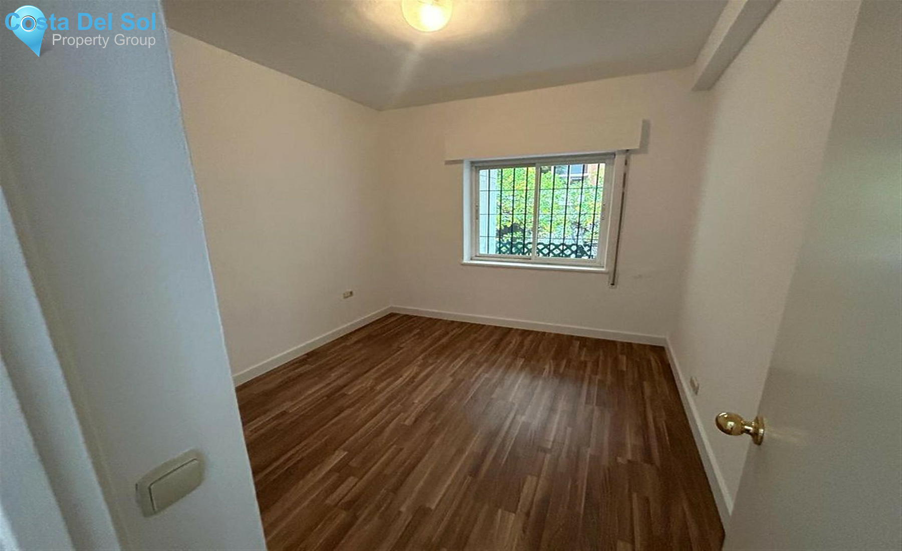 Middle Floor Apartment in Marbella-1558620