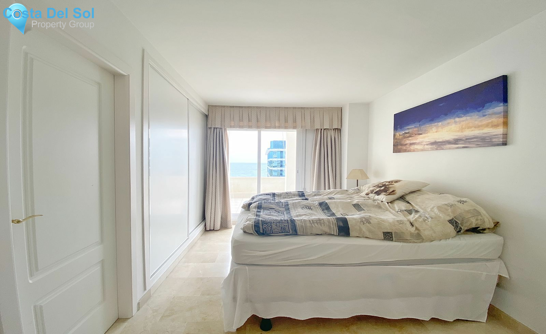 Middle Floor Apartment in Marbella-1131328