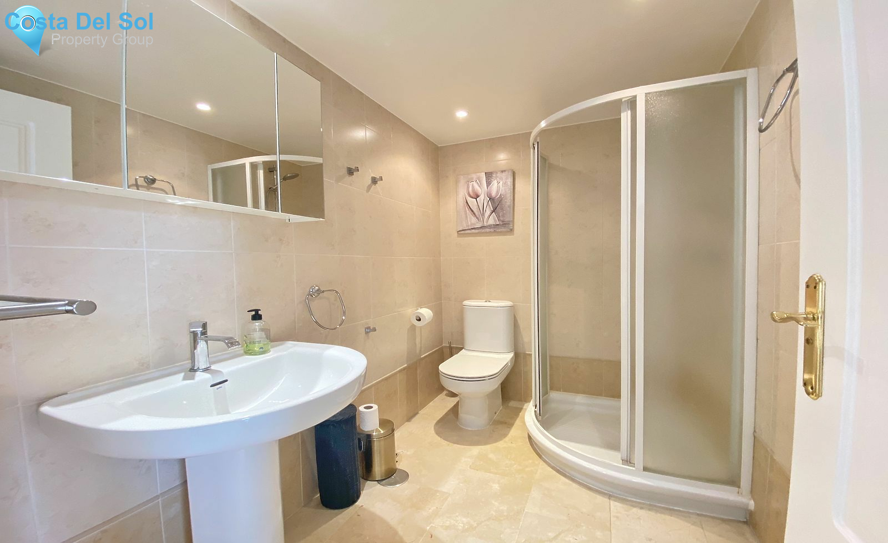 Middle Floor Apartment in Marbella-1131329