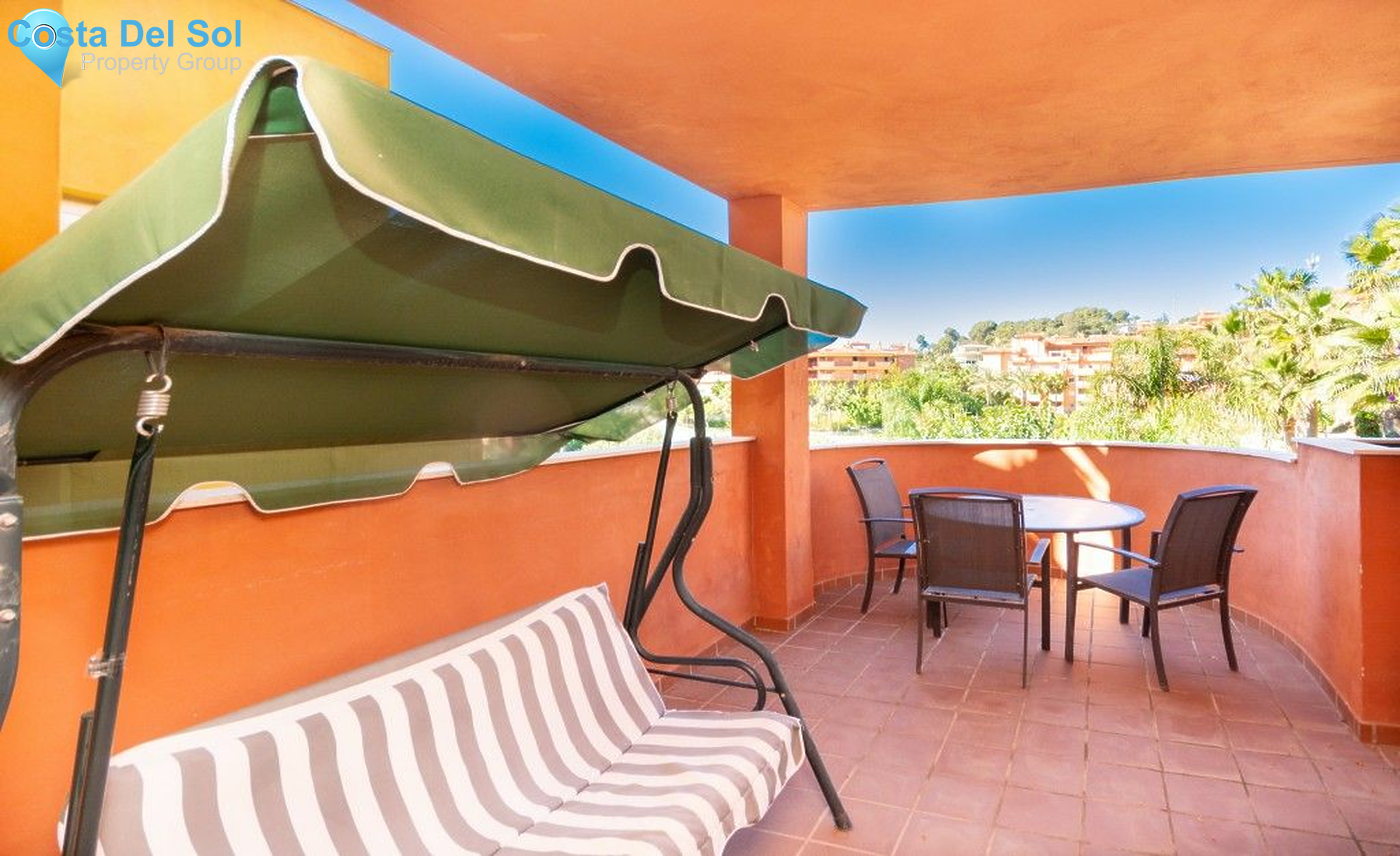 Middle Floor Apartment in Marbella-1134067