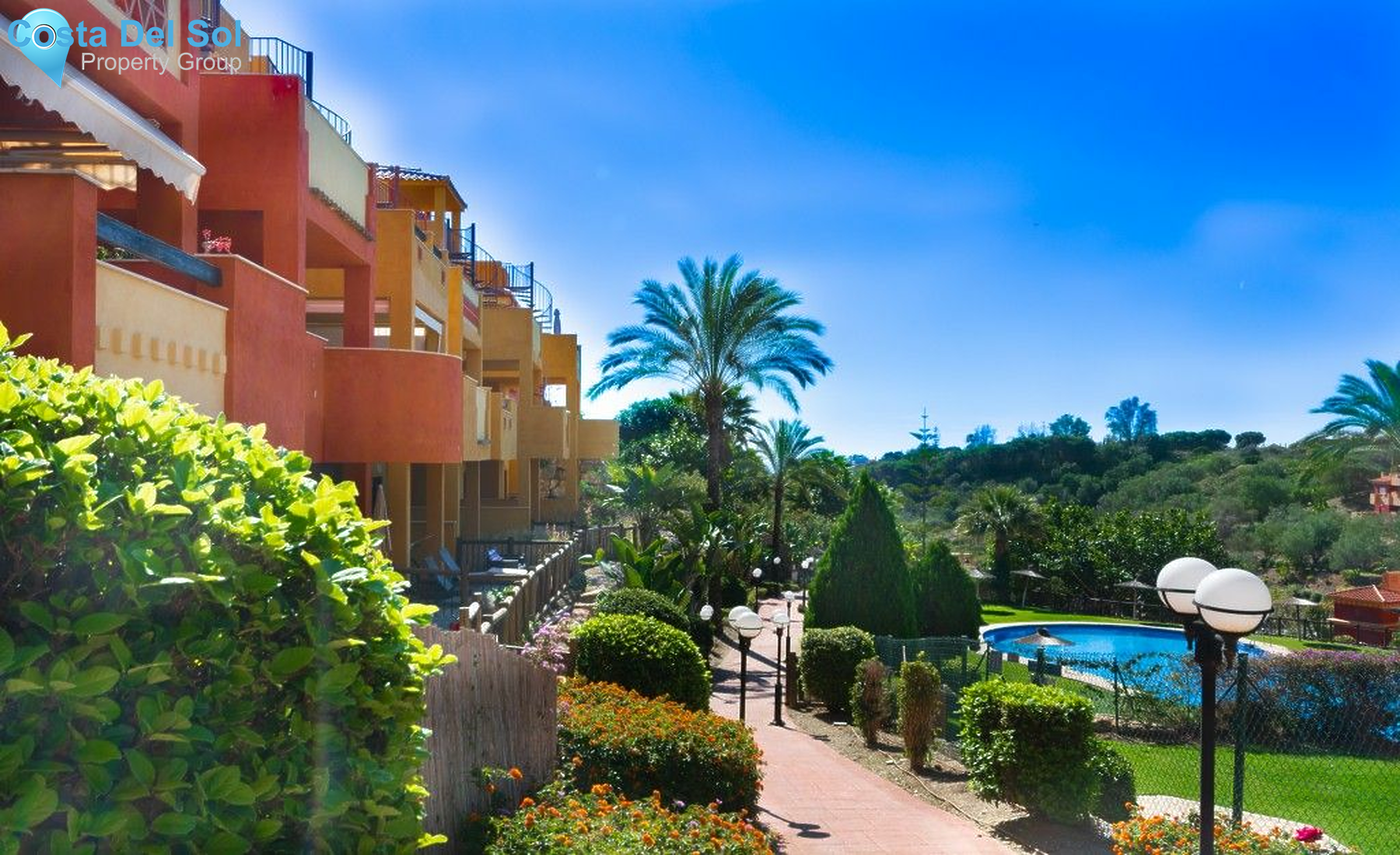 Middle Floor Apartment in Marbella-1134068