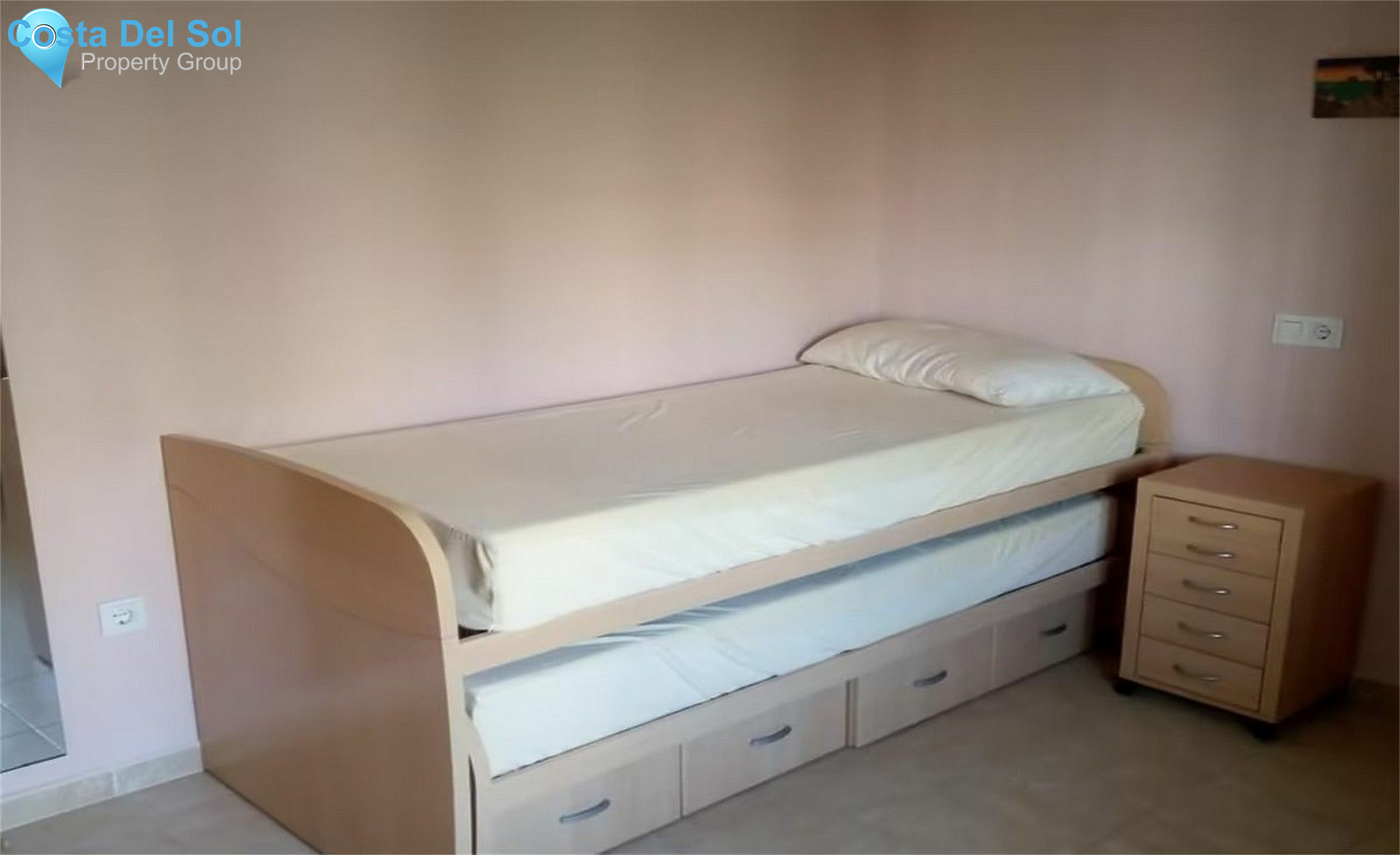Middle Floor Apartment in Marbella-1139425