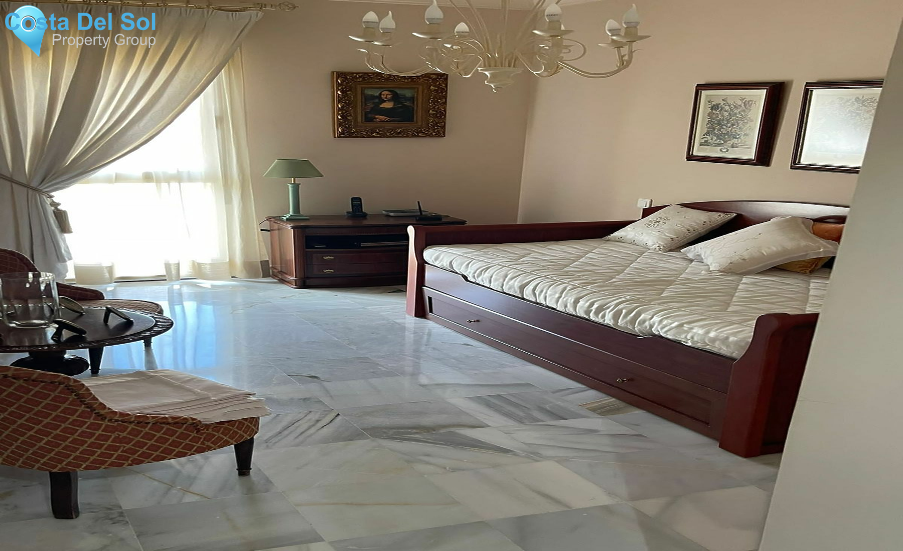 Middle Floor Apartment in Marbella-1140318