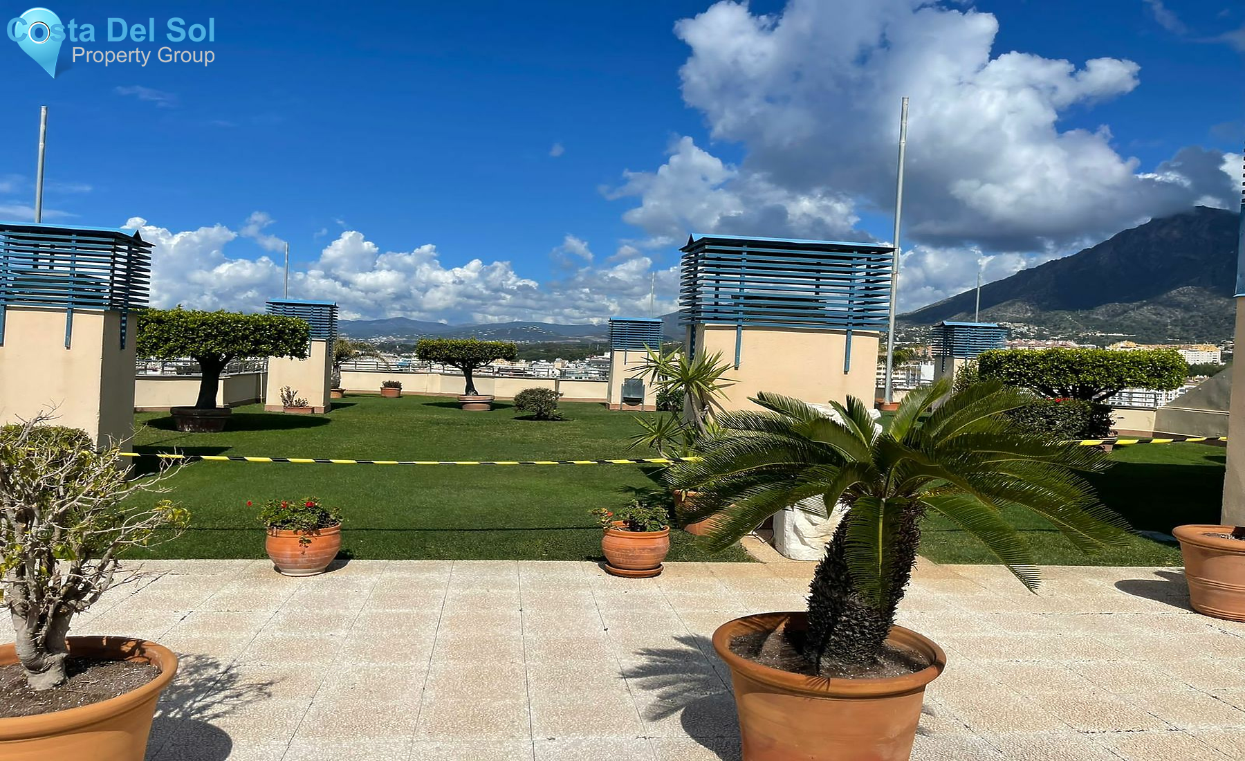 Middle Floor Apartment in Marbella-1140303