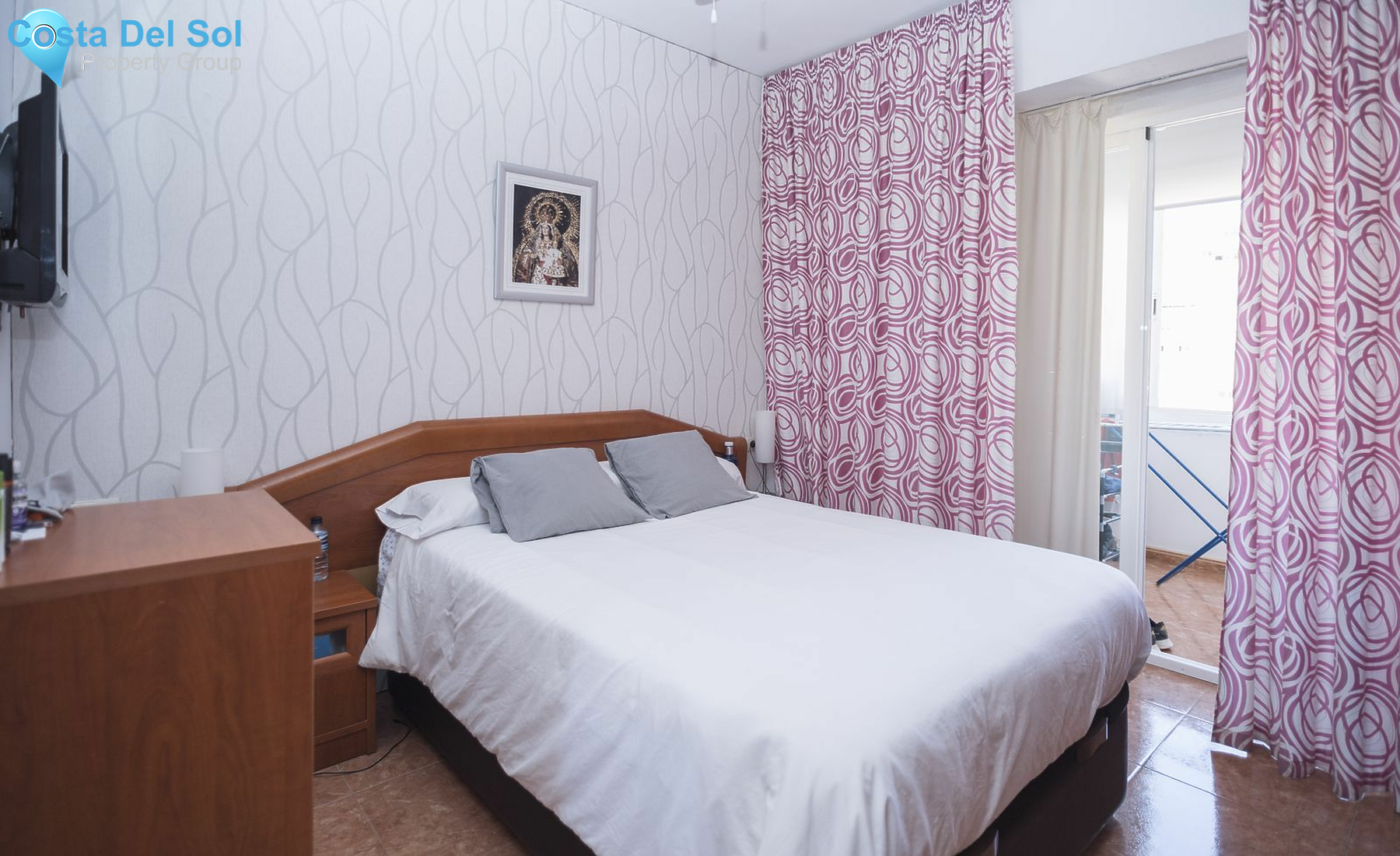 Middle Floor Apartment in Marbella-1140600