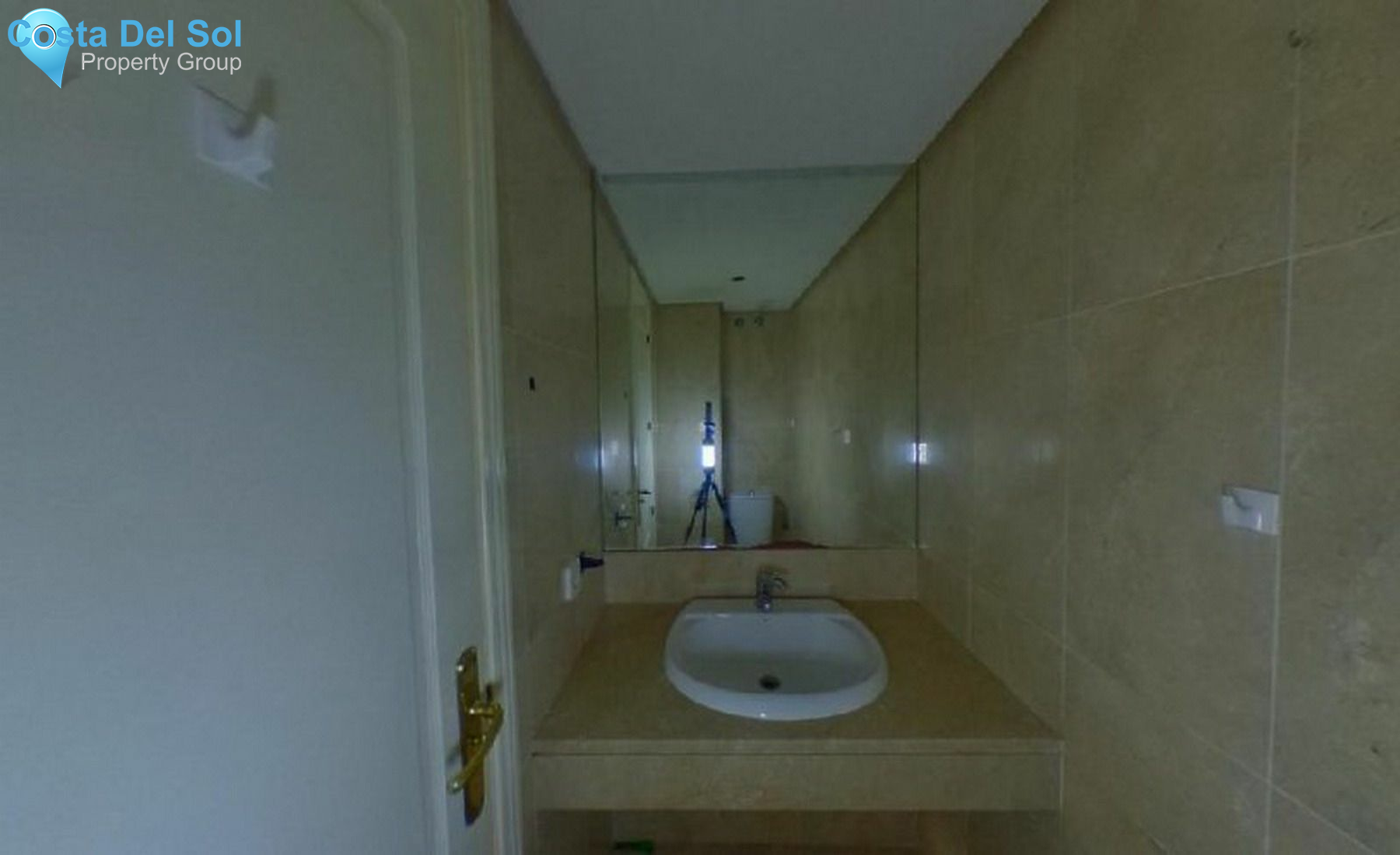 Middle Floor Apartment in Marbella-1141913