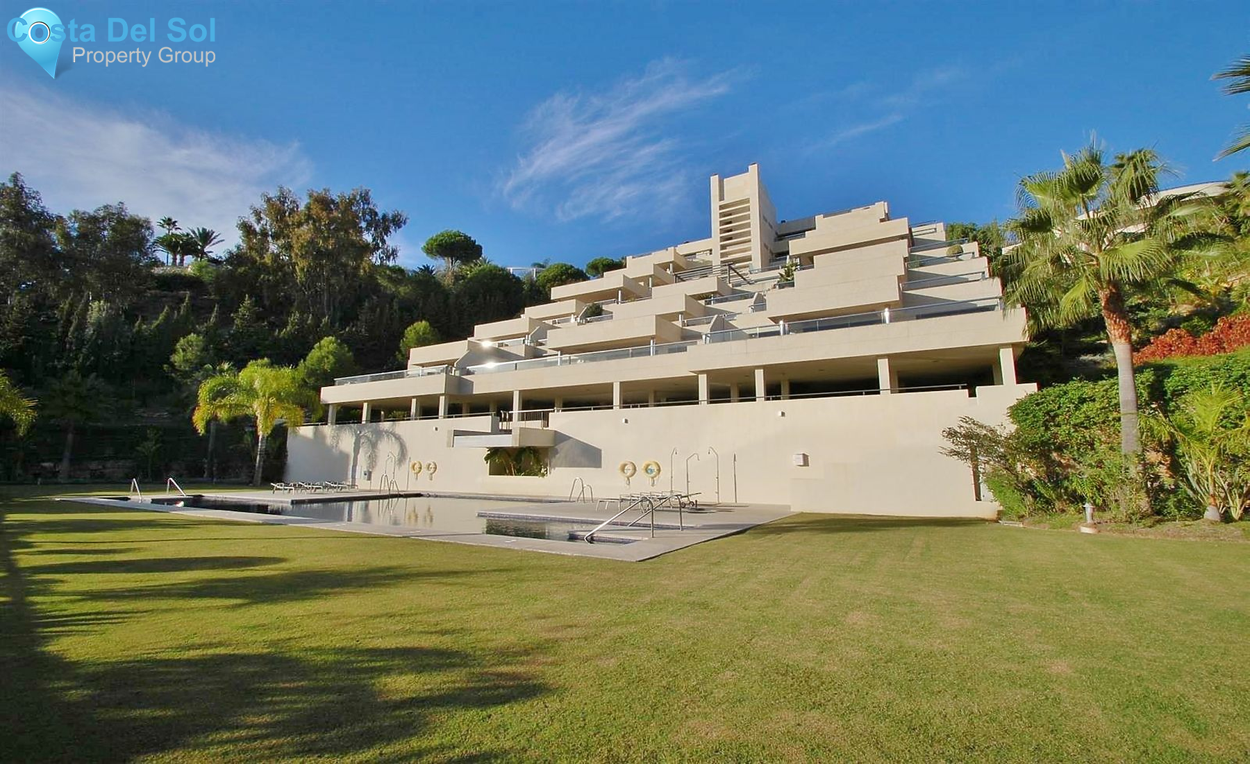Middle Floor Apartment in Marbella-1148511