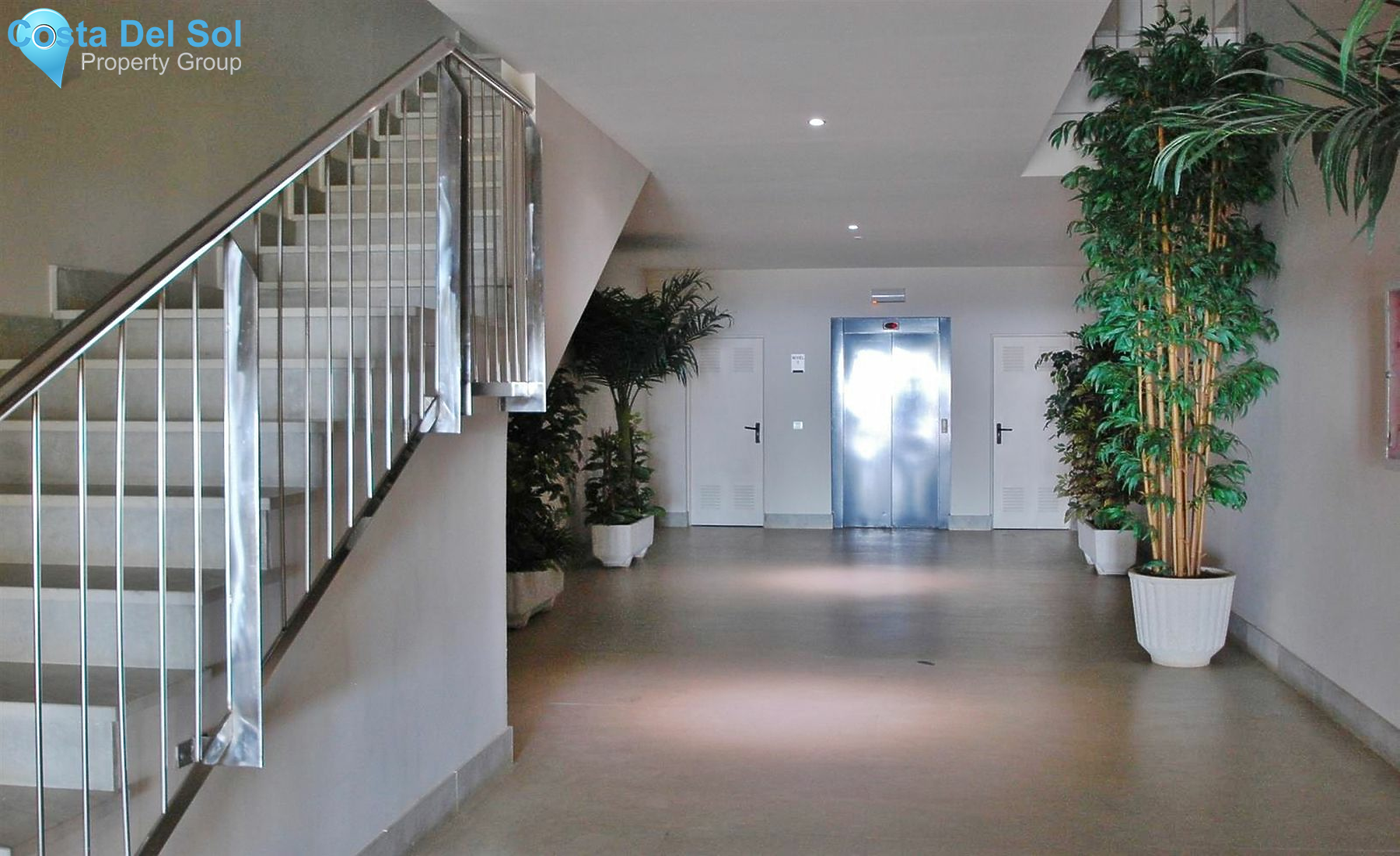Middle Floor Apartment in Marbella-1148512