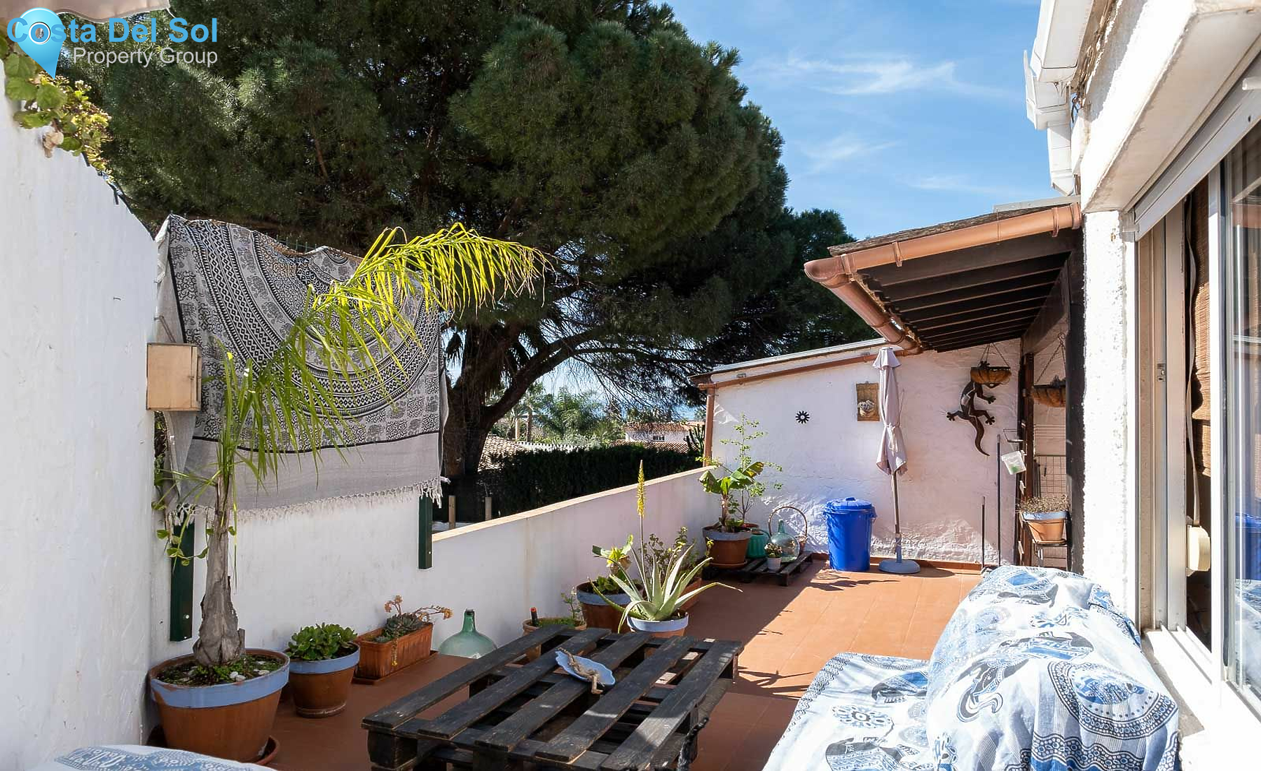 Middle Floor Apartment in Marbella-1152356