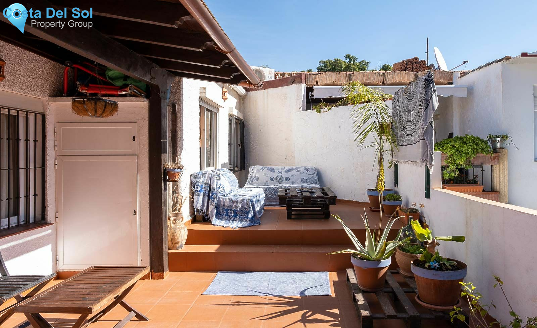 Middle Floor Apartment in Marbella-1152357