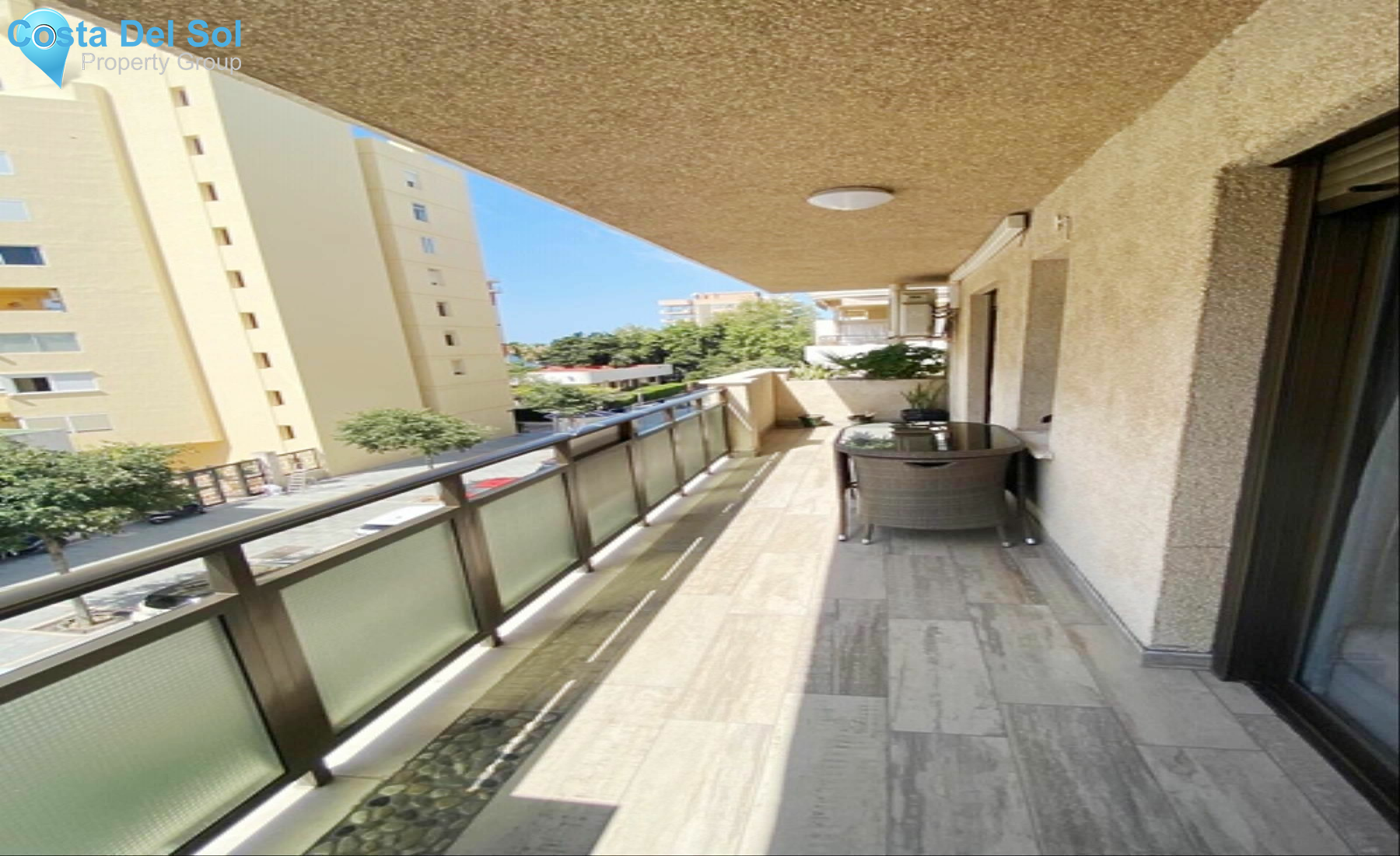 Middle Floor Apartment in Marbella