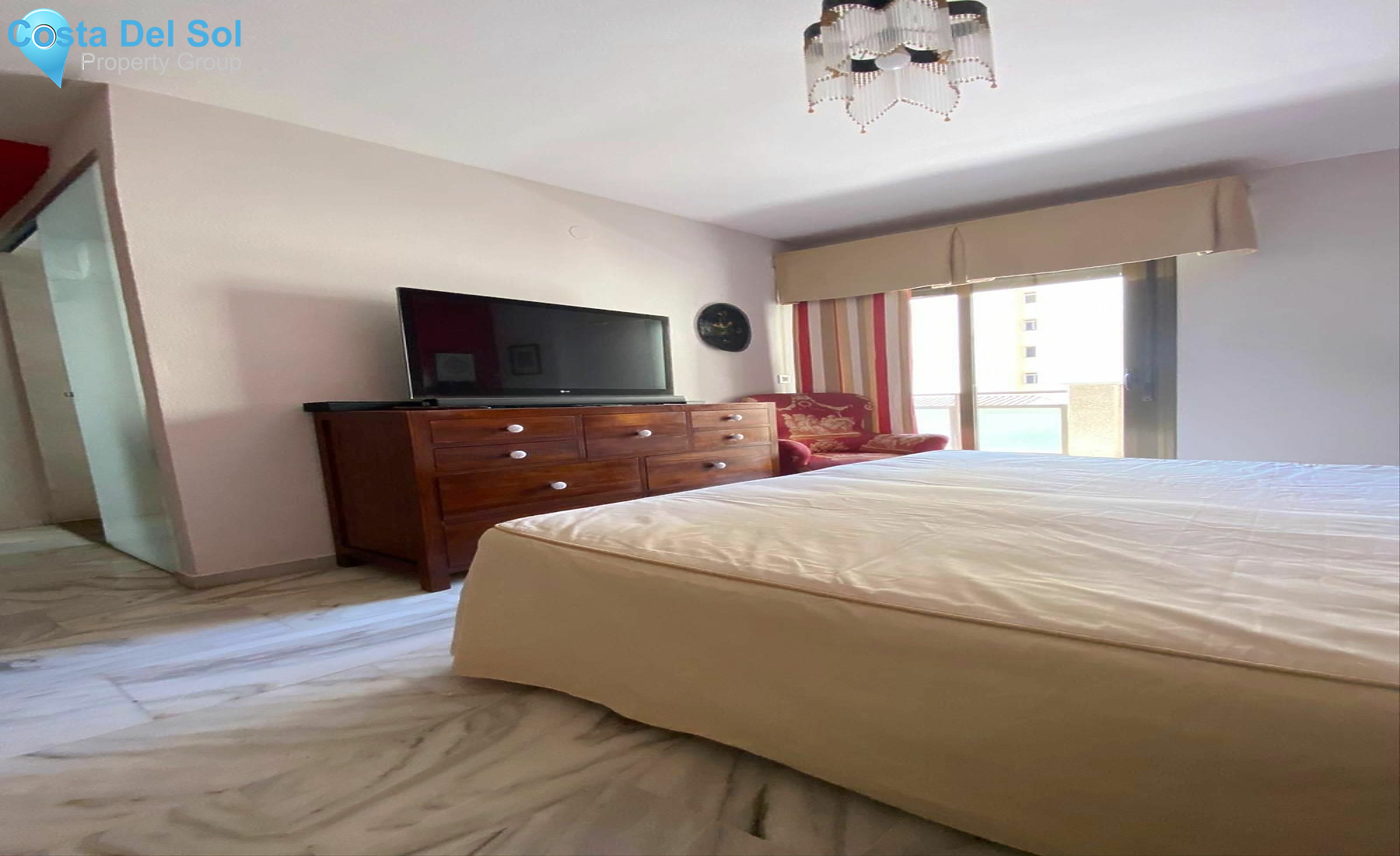 Middle Floor Apartment in Marbella-1161189