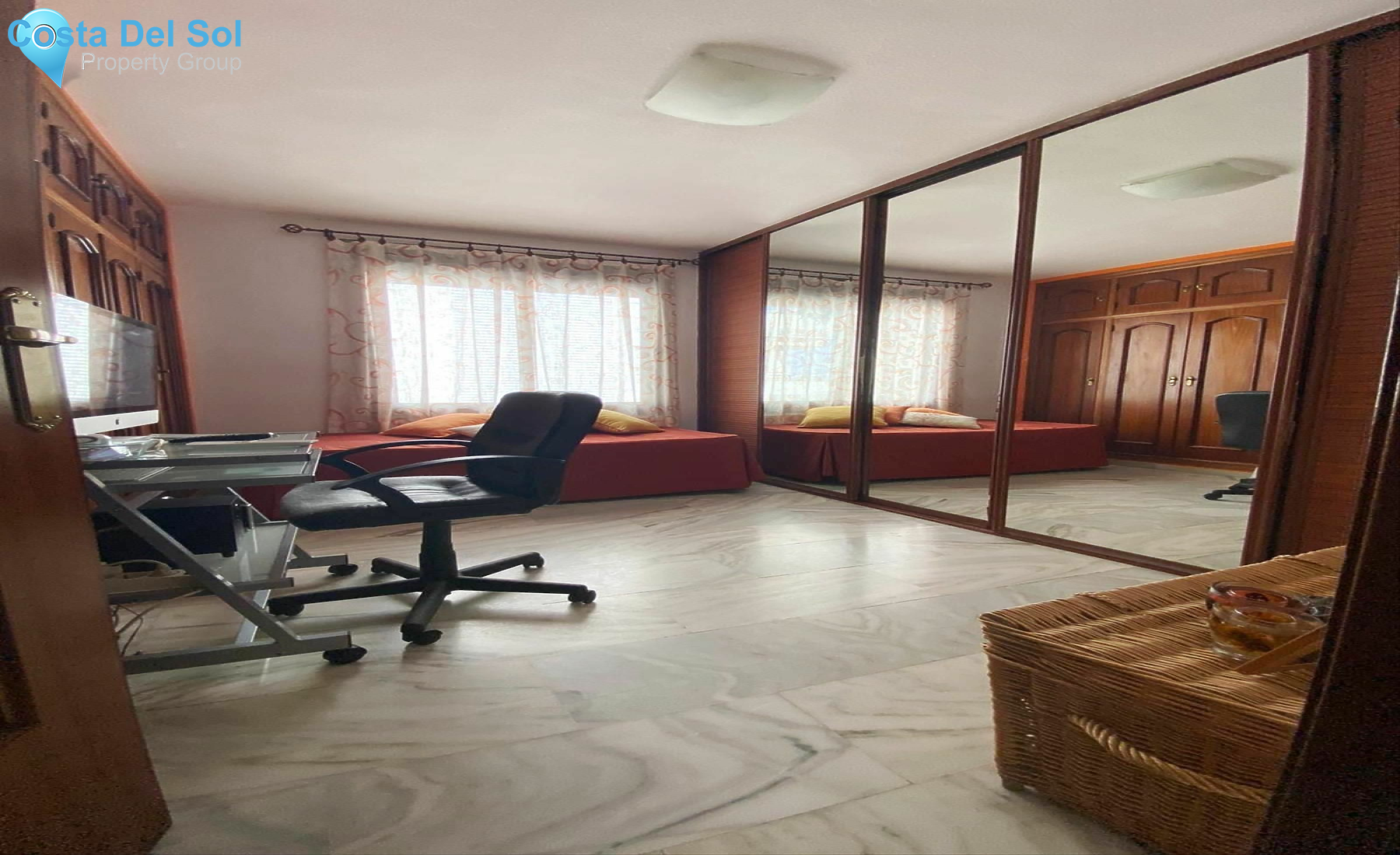 Middle Floor Apartment in Marbella-1161191