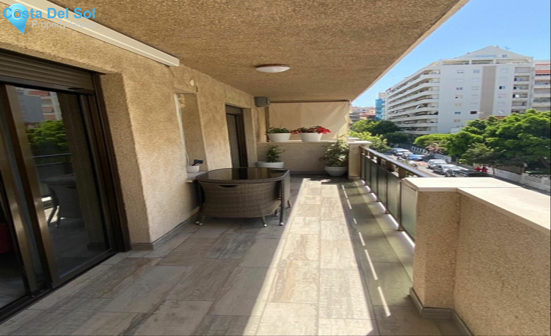 Middle Floor Apartment in Marbella-1161179