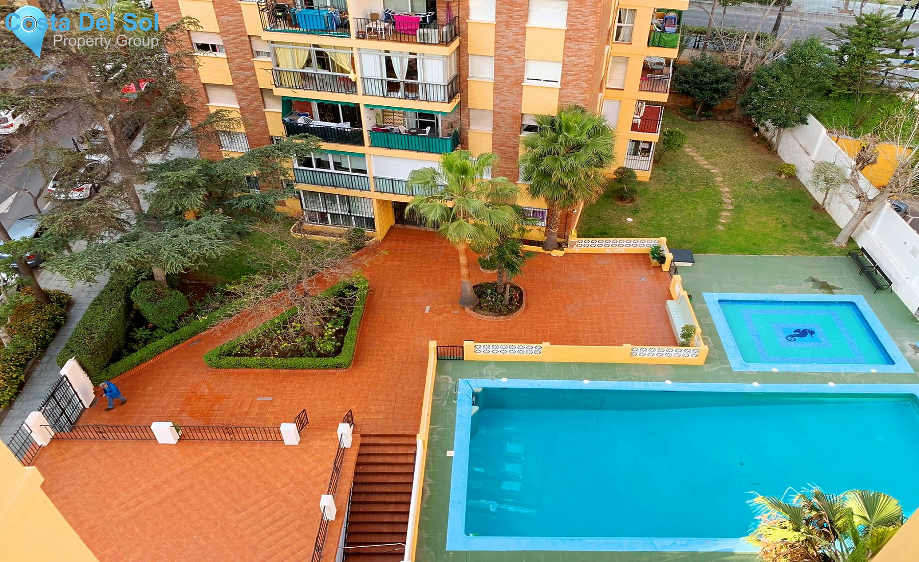 Middle Floor Apartment in Marbella