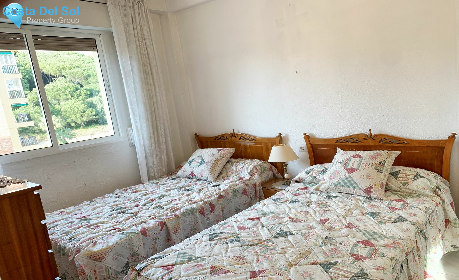 Middle Floor Apartment in Marbella-1163403