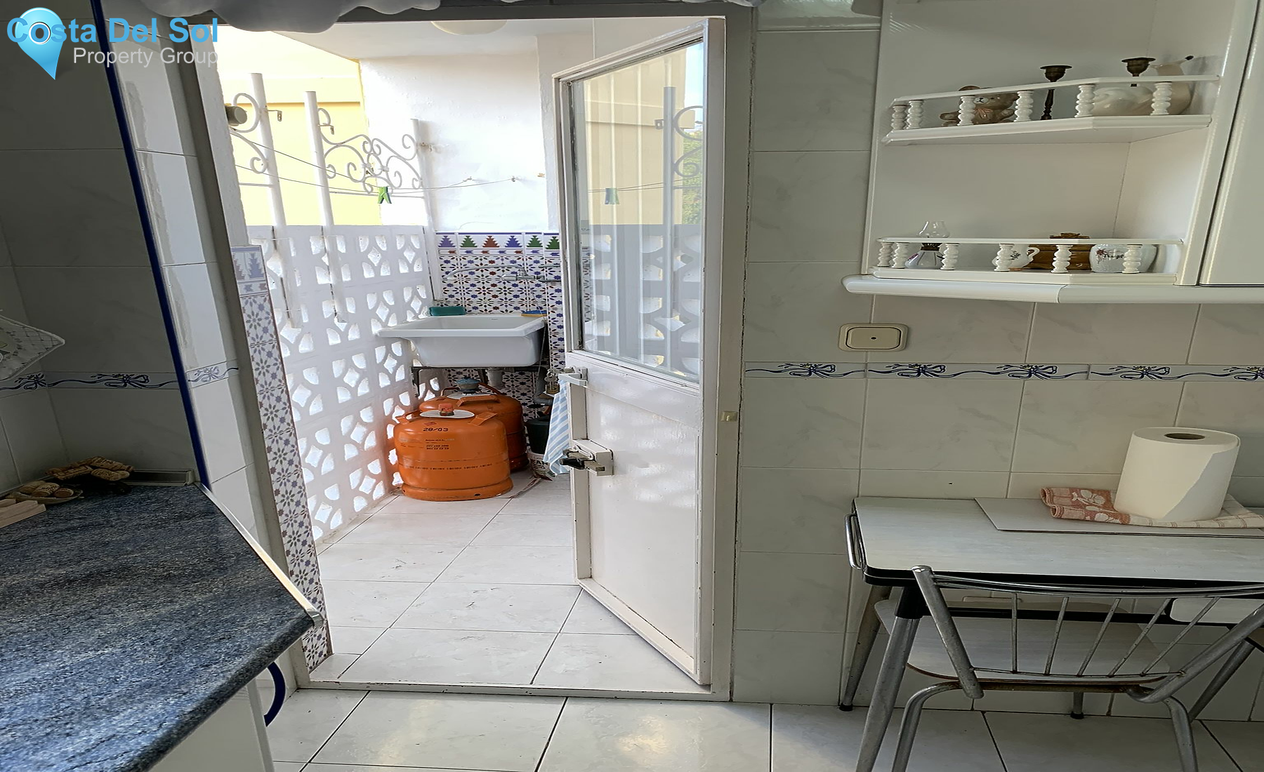Middle Floor Apartment in Marbella-1163406