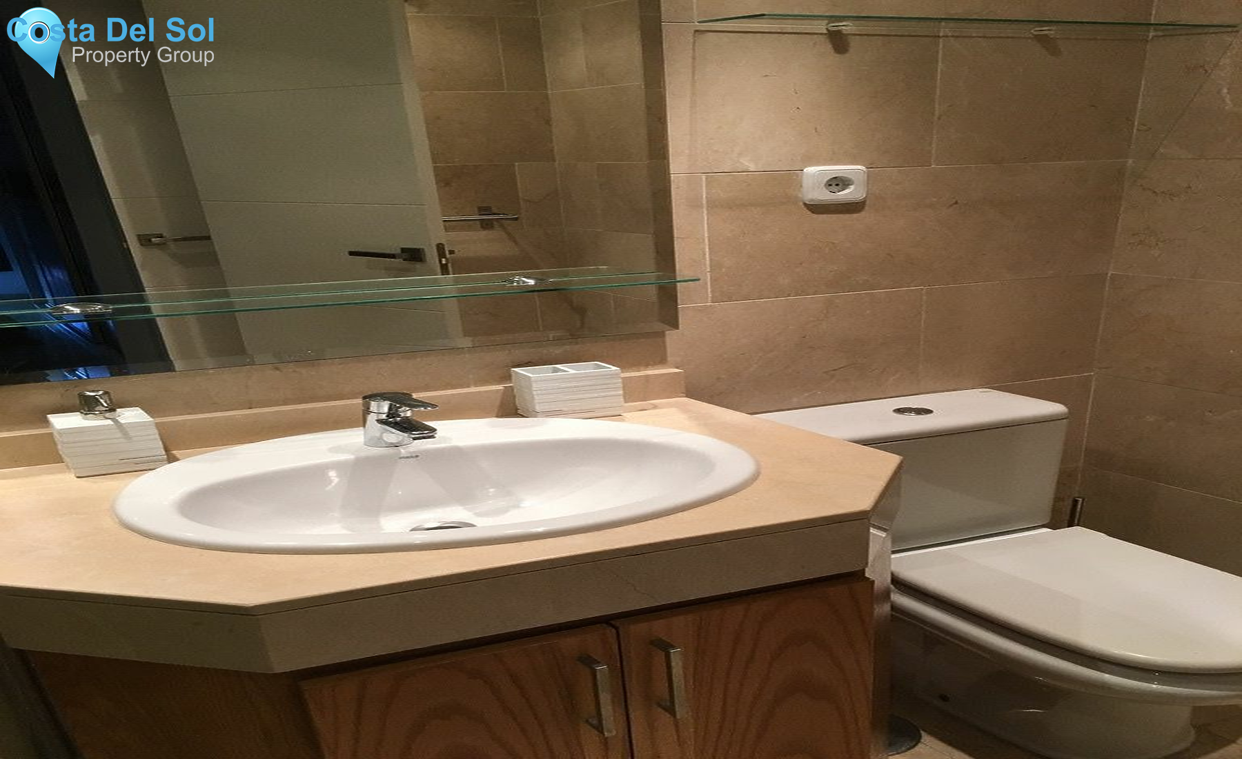 Middle Floor Apartment in Puerto Banús-1163693