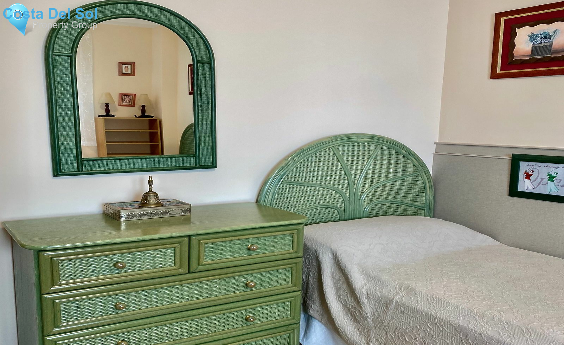 Middle Floor Apartment in Marbella-1166017