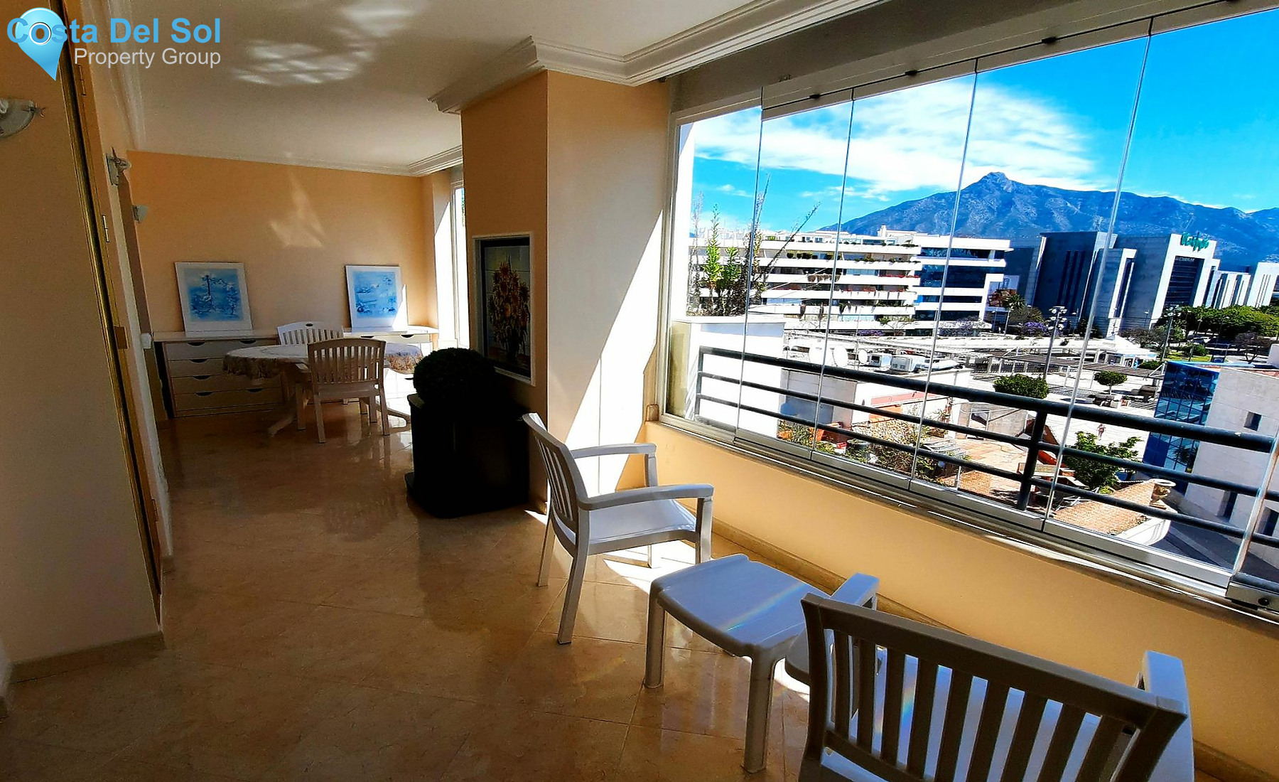 Middle Floor Apartment in Marbella-1166008