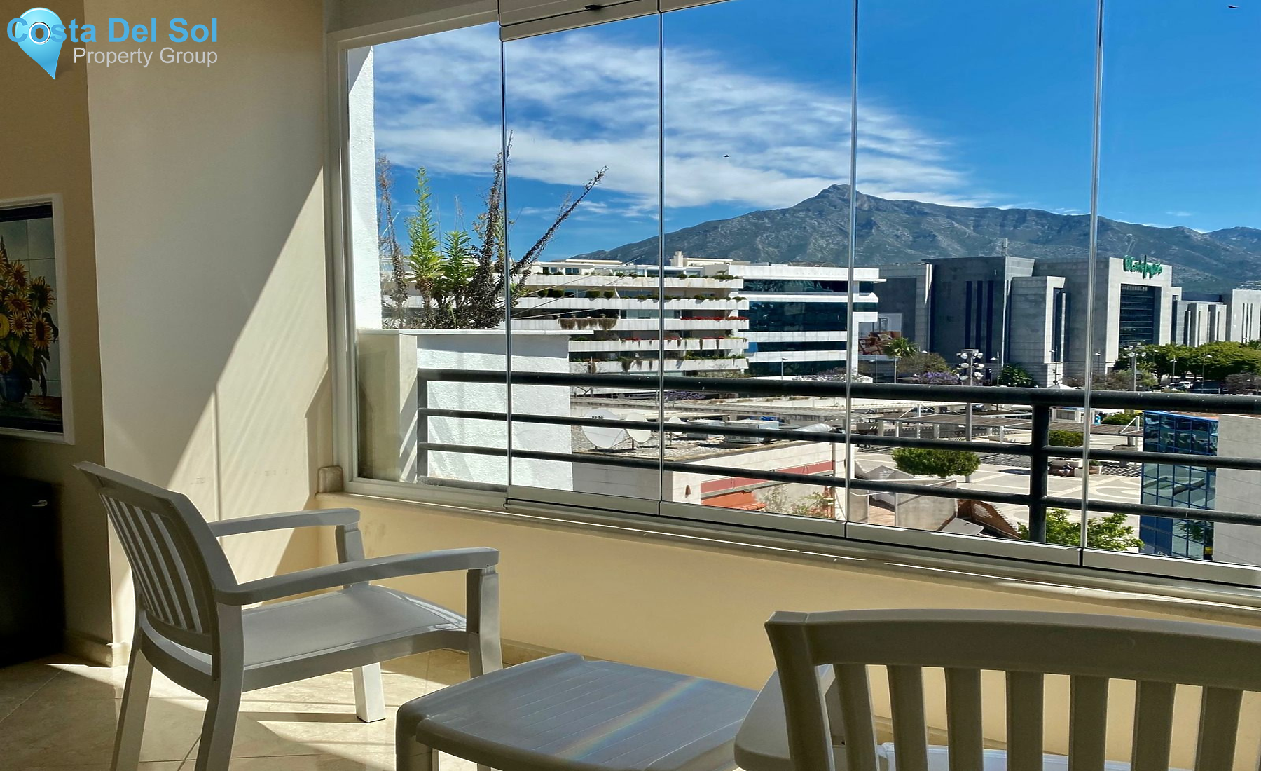 Middle Floor Apartment in Marbella-1166010