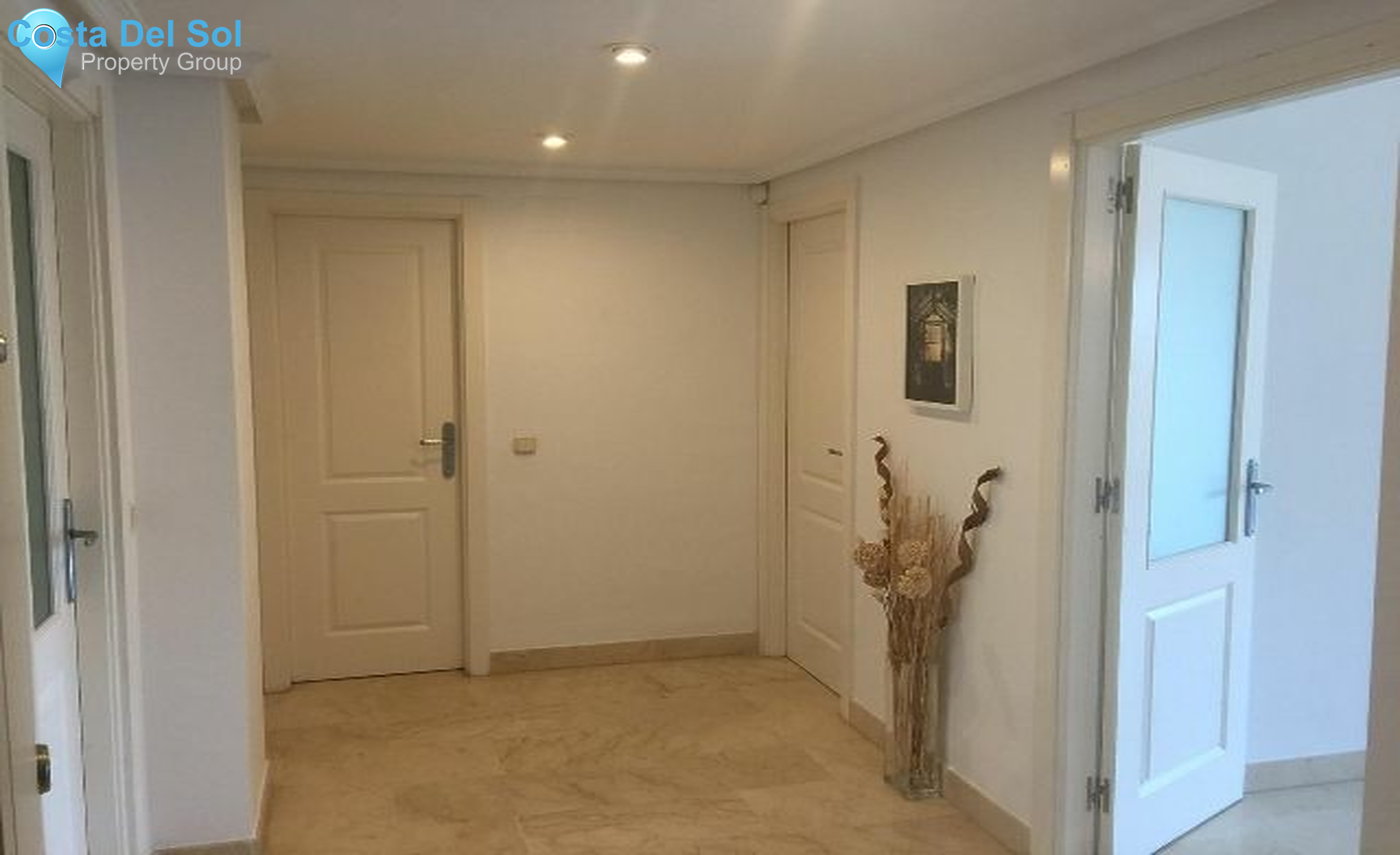 Middle Floor Apartment in Marbella-1174839