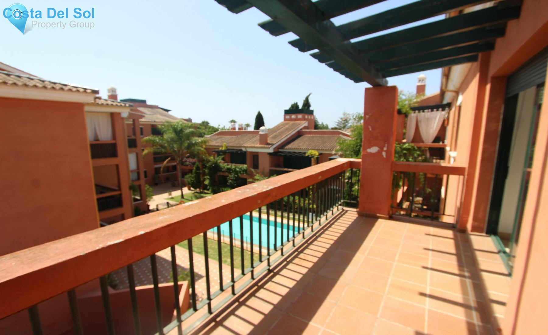 Middle Floor Apartment in Marbella-1188312