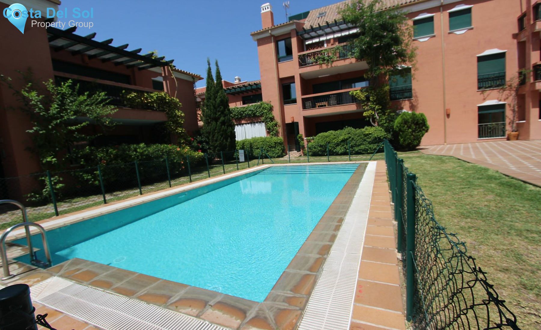 Middle Floor Apartment in Marbella-1188304
