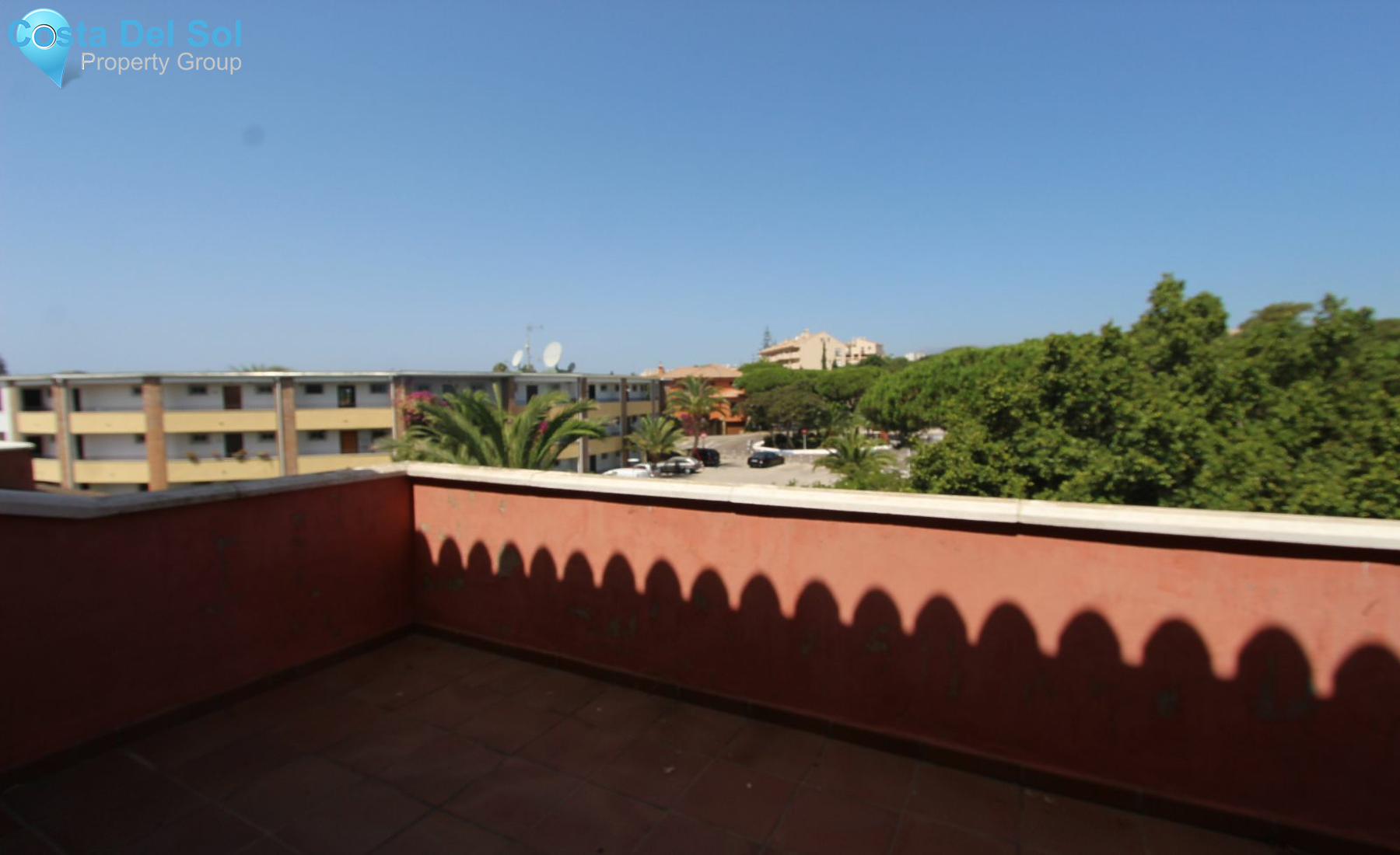 Middle Floor Apartment in Marbella-1188322