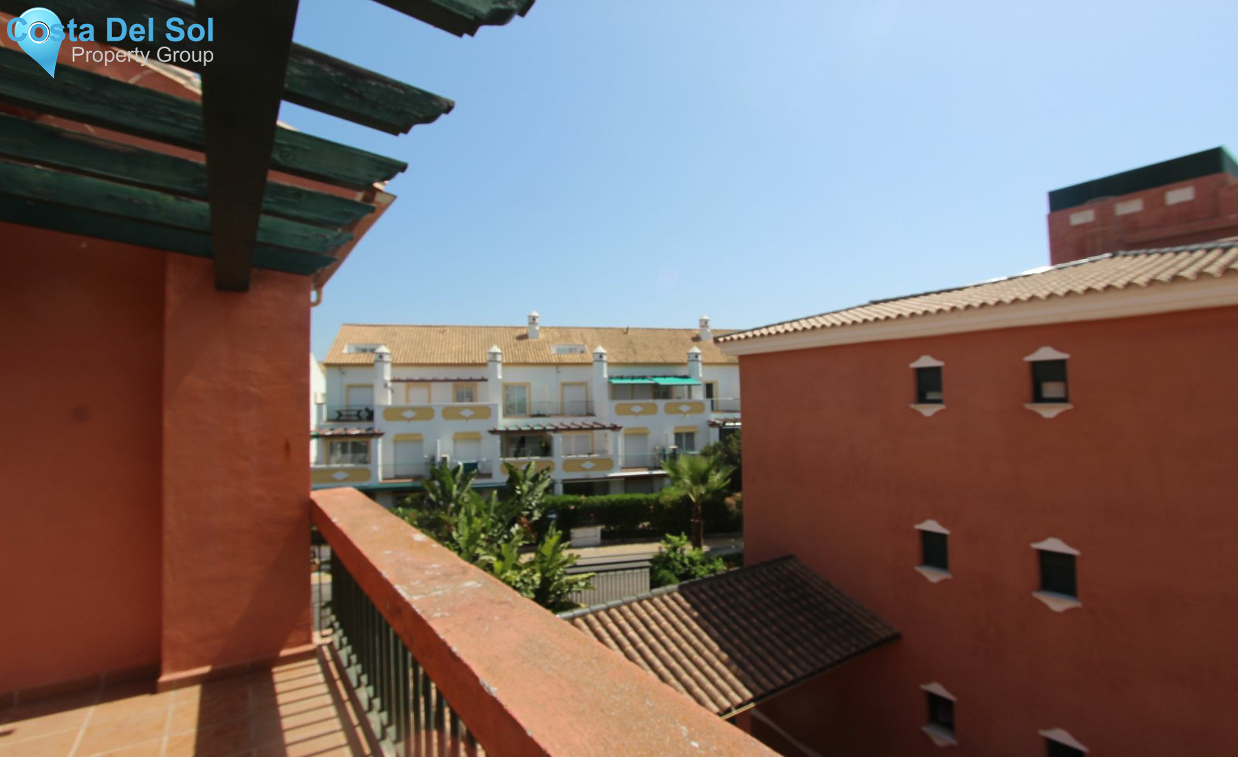 Middle Floor Apartment in Marbella-1188311