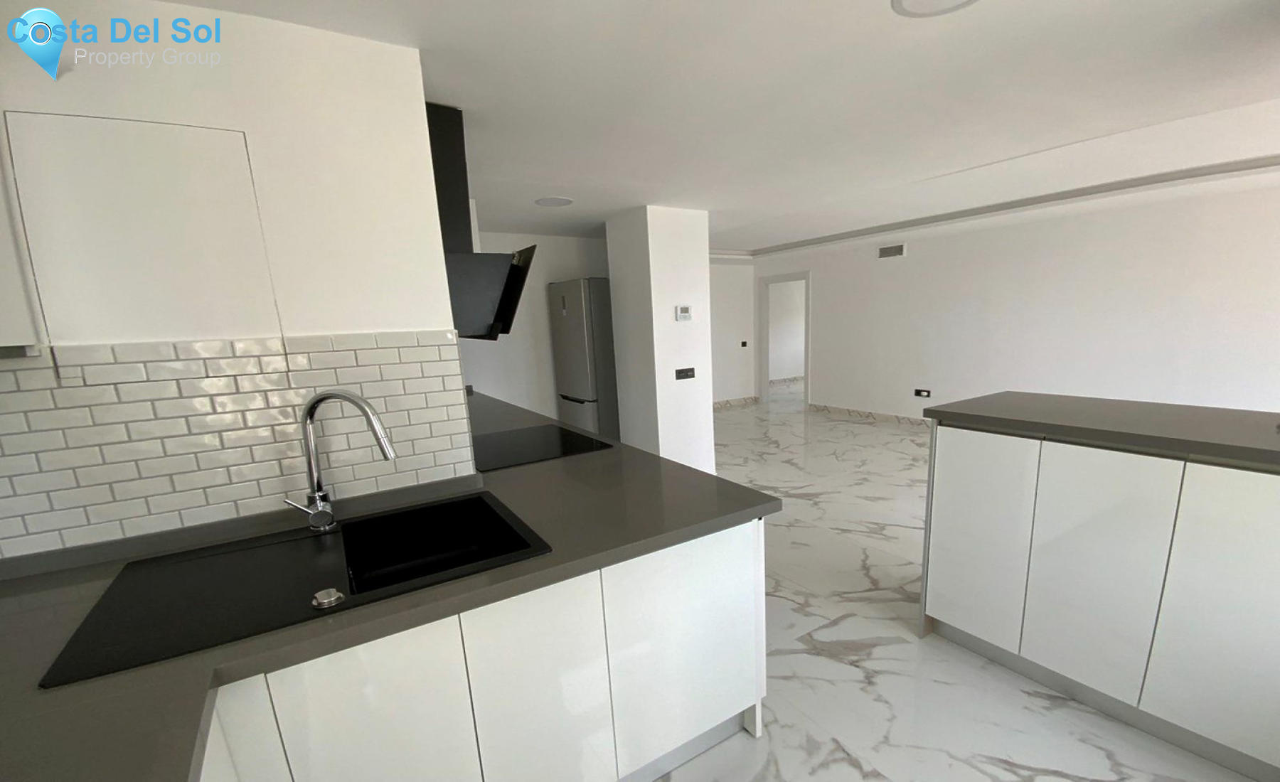 Middle Floor Apartment in Marbella-1192134
