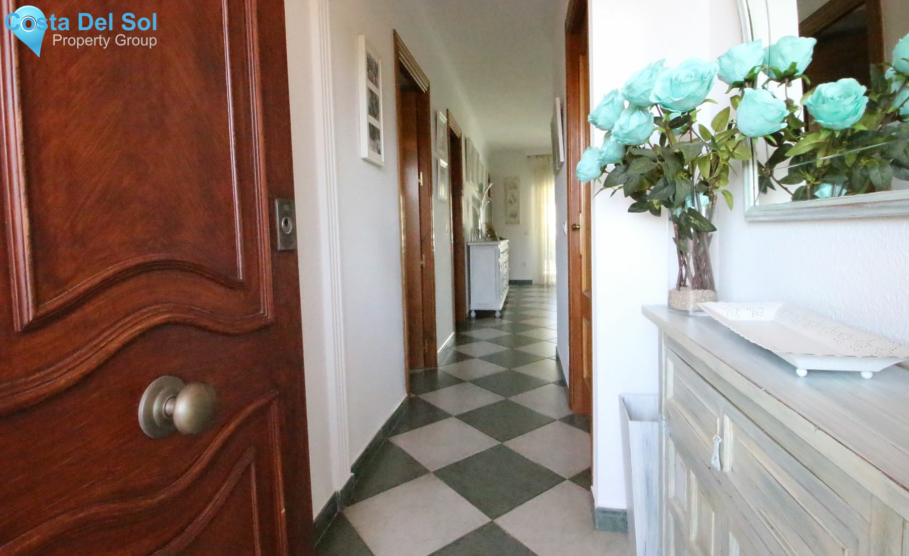 Middle Floor Apartment in Marbella-1206443