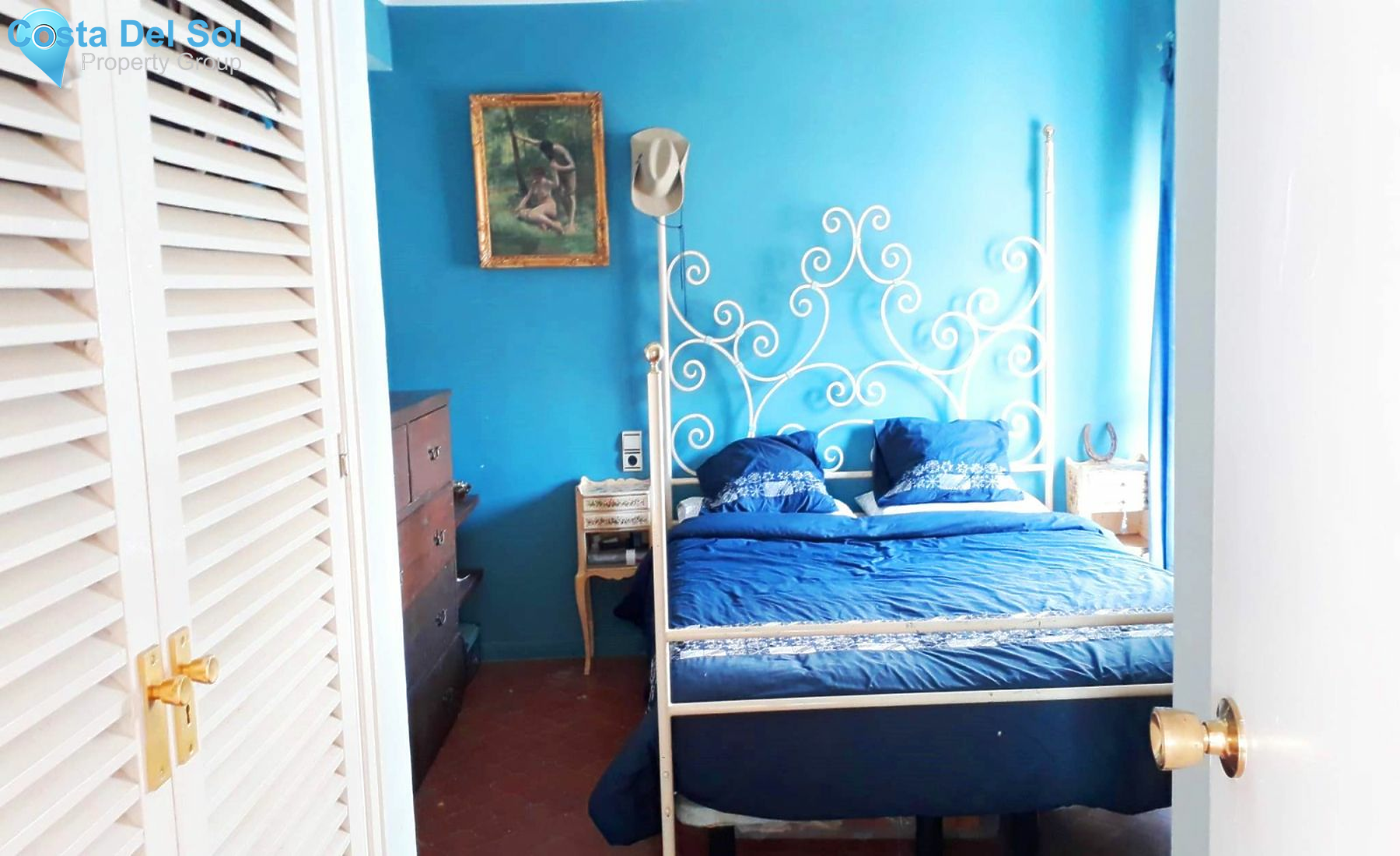 Middle Floor Apartment in Marbella-1215129