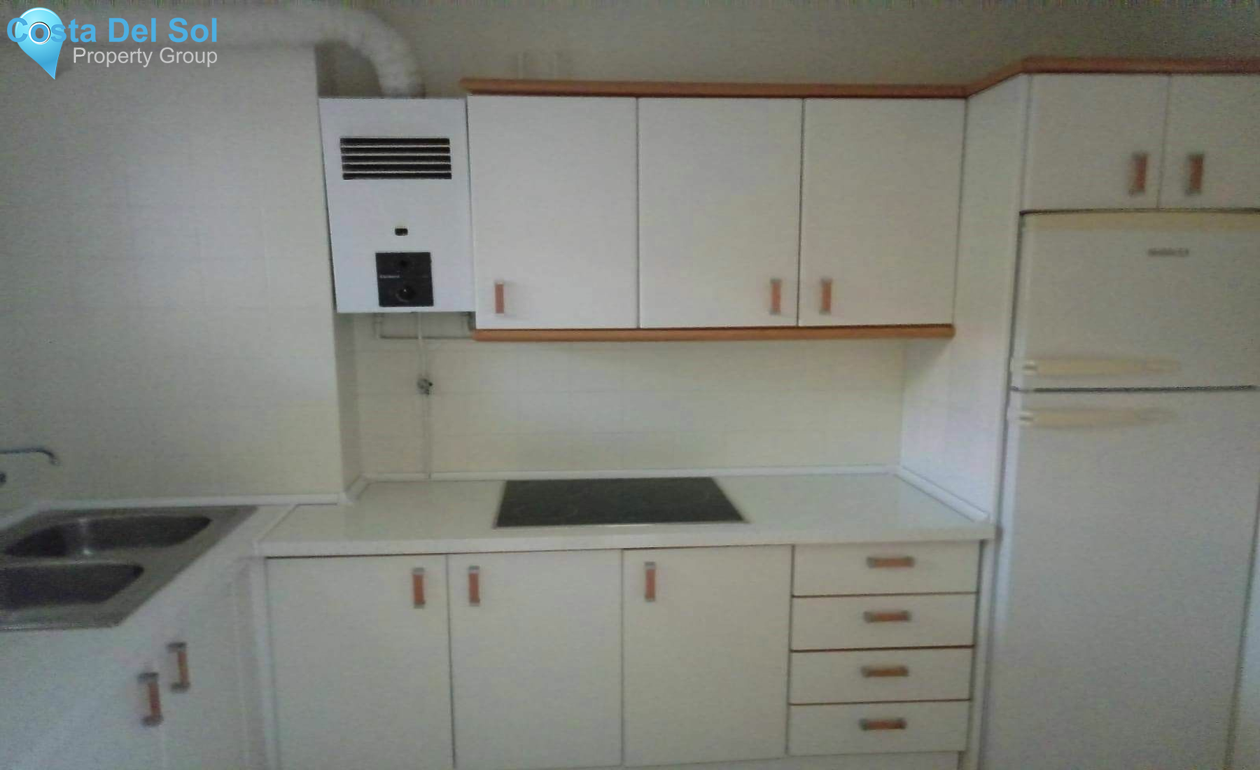 Middle Floor Apartment in Marbella-1215280