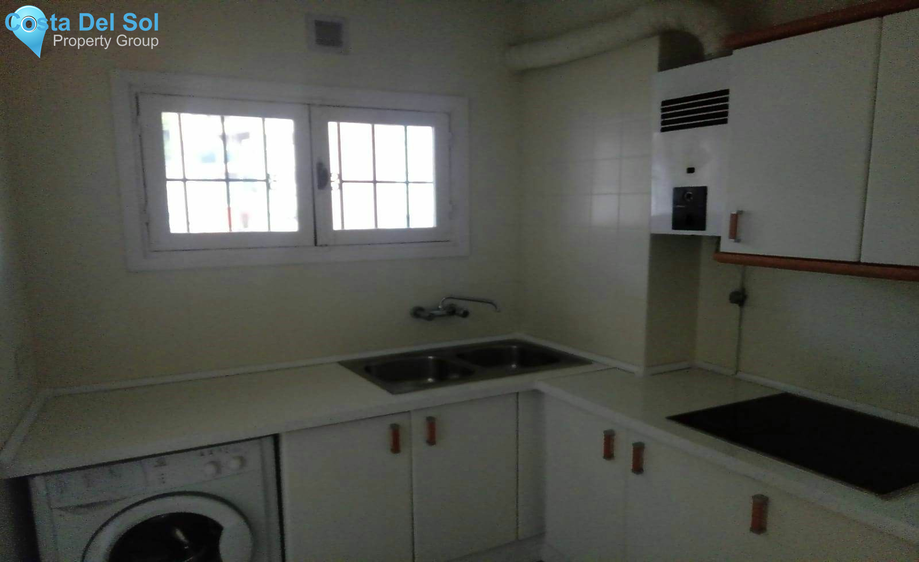 Middle Floor Apartment in Marbella-1215285