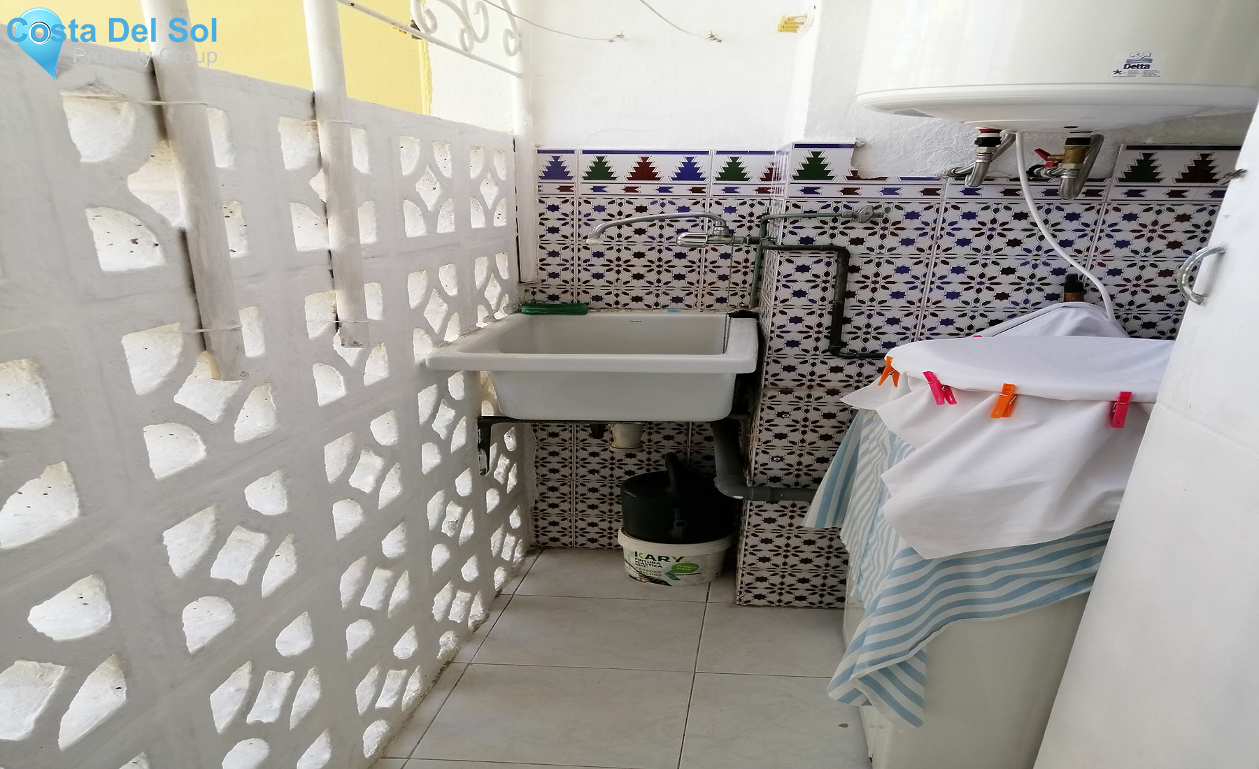 Middle Floor Apartment in Marbella-1216810