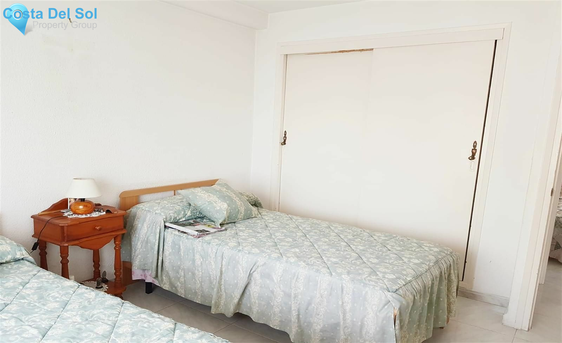 Middle Floor Apartment in Marbella-1216811