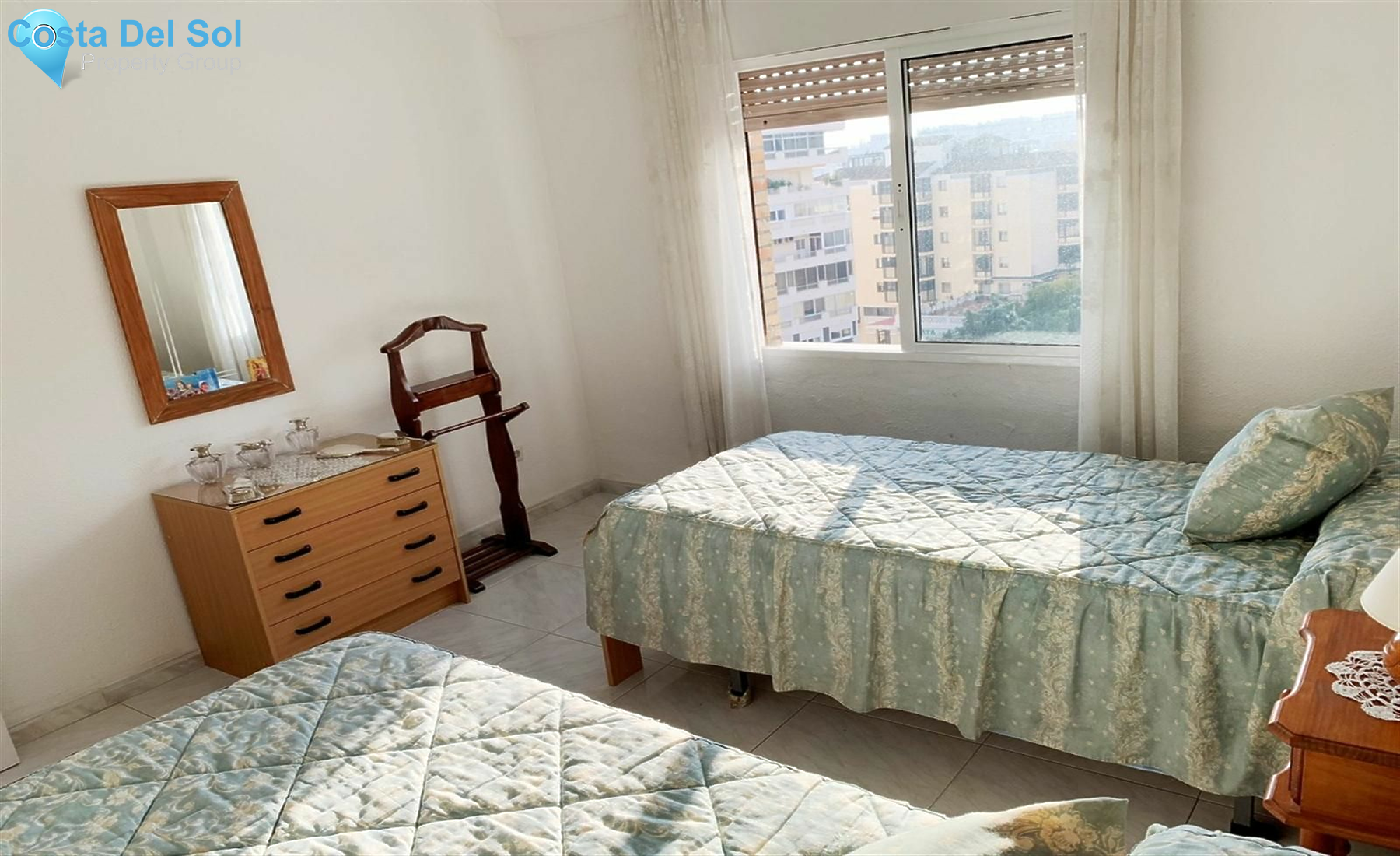 Middle Floor Apartment in Marbella-1216812