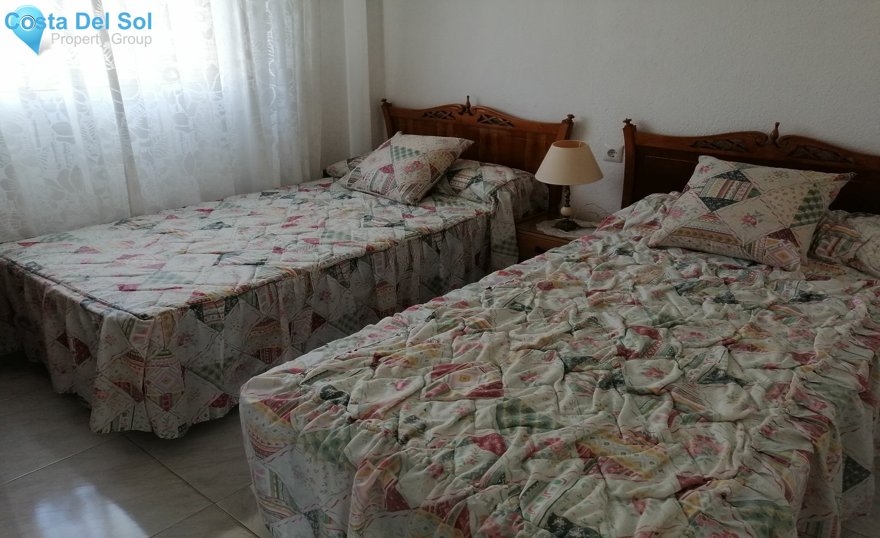 Middle Floor Apartment in Marbella-1216817