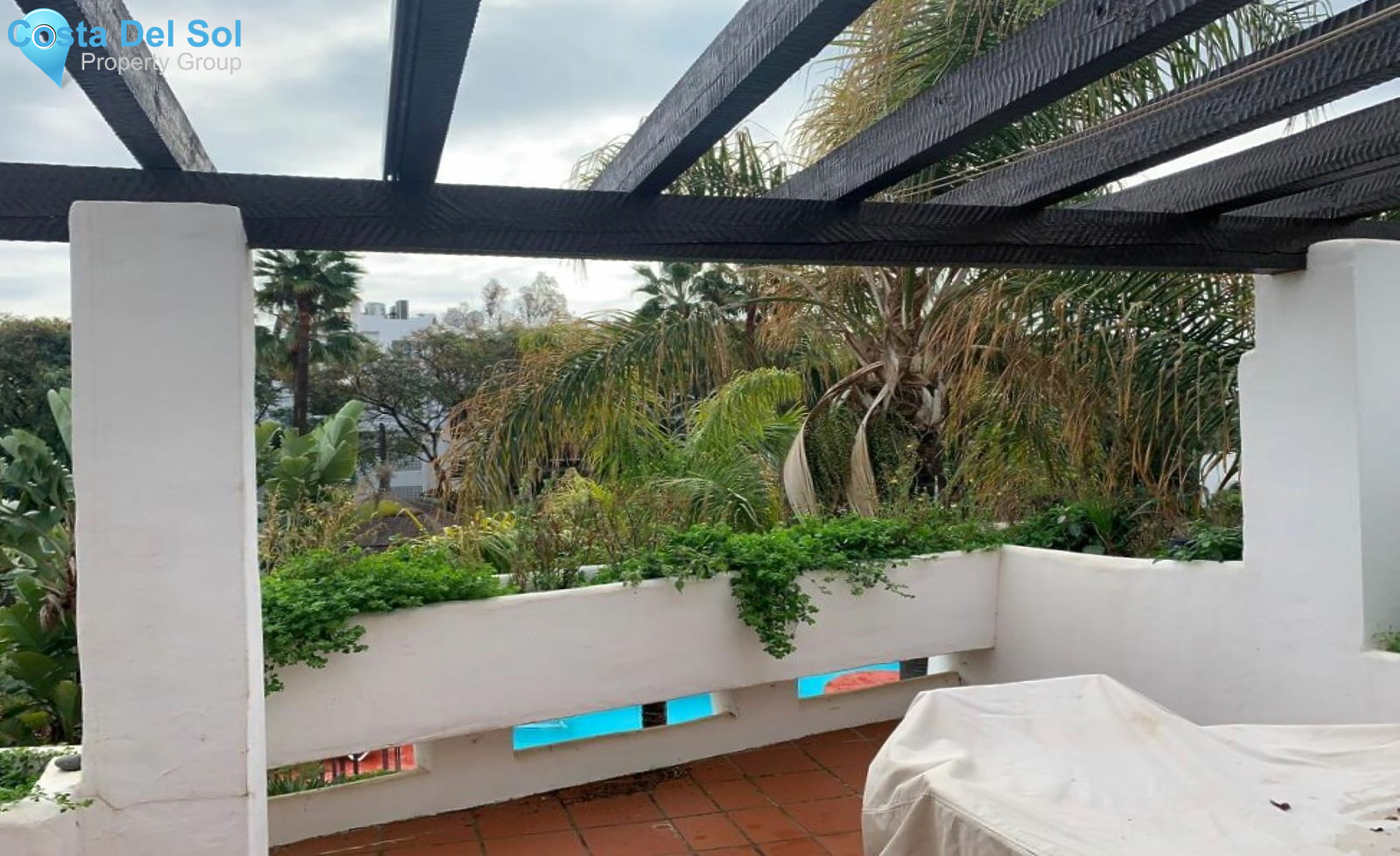 Middle Floor Apartment in Marbella-1224541